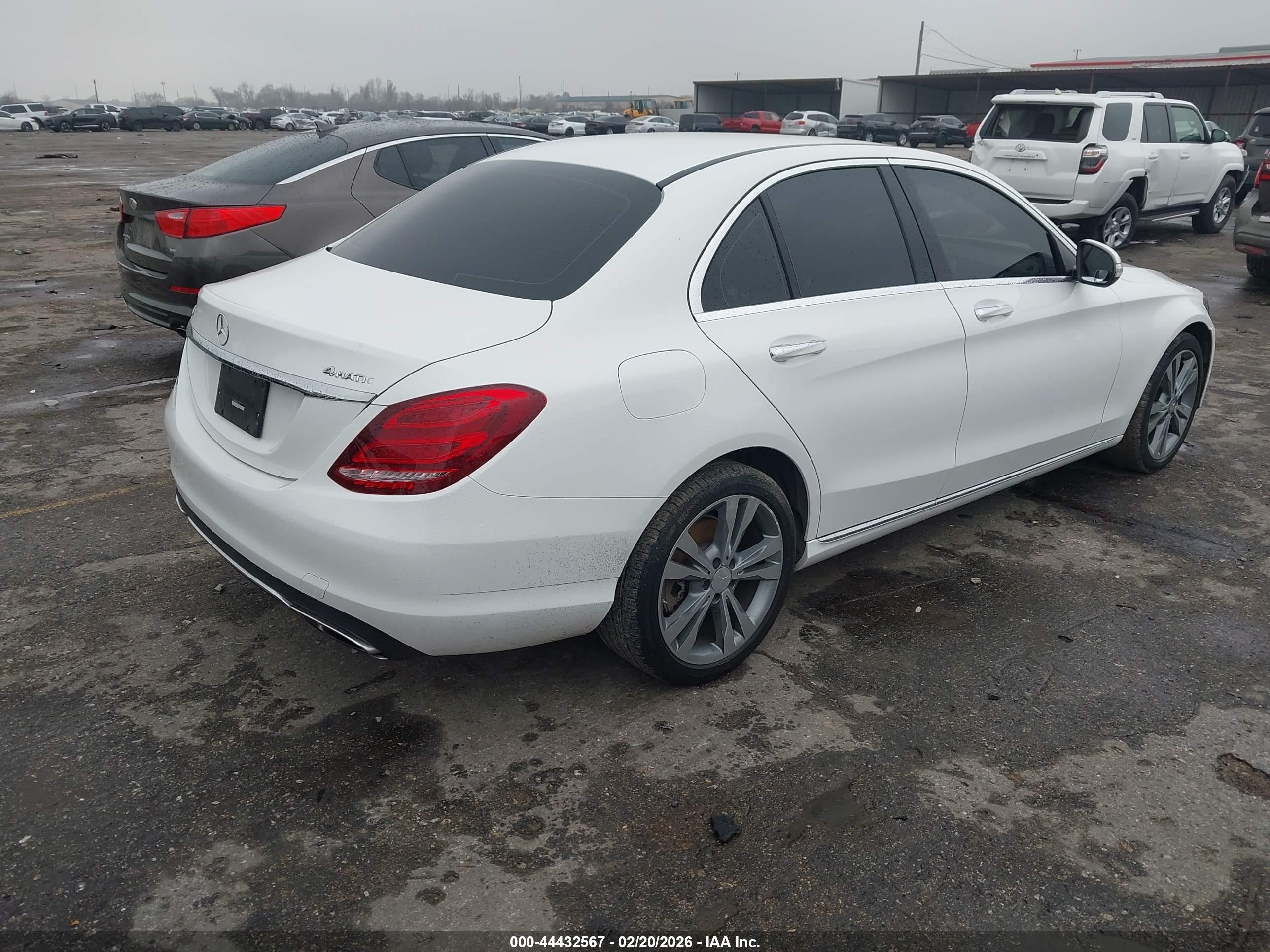 MERCEDES-BENZ C image 4