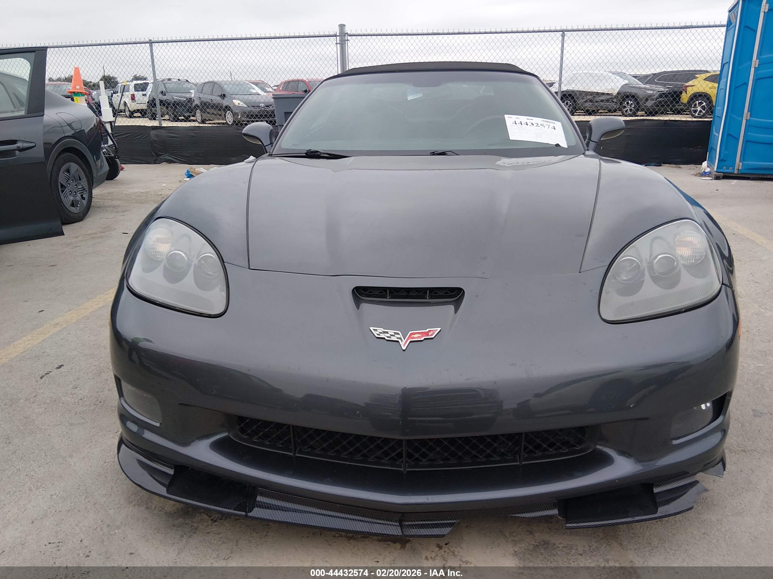 CHEVROLET CORVETTE image 6