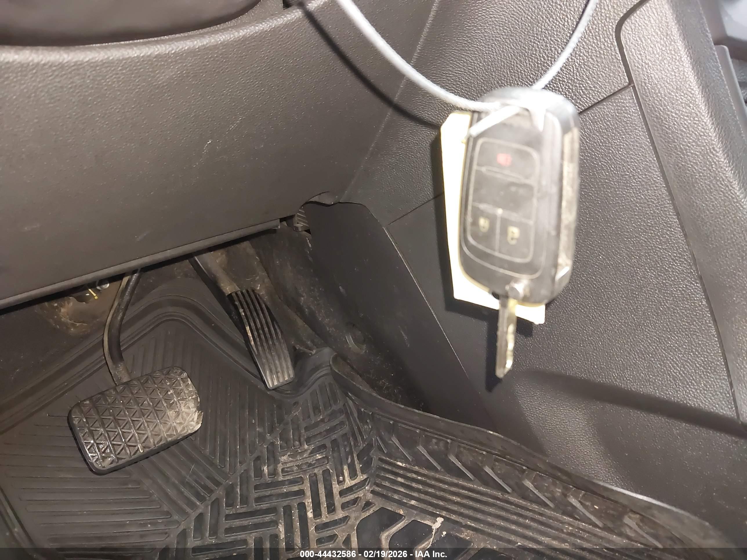 CHEVROLET TRAX image 11