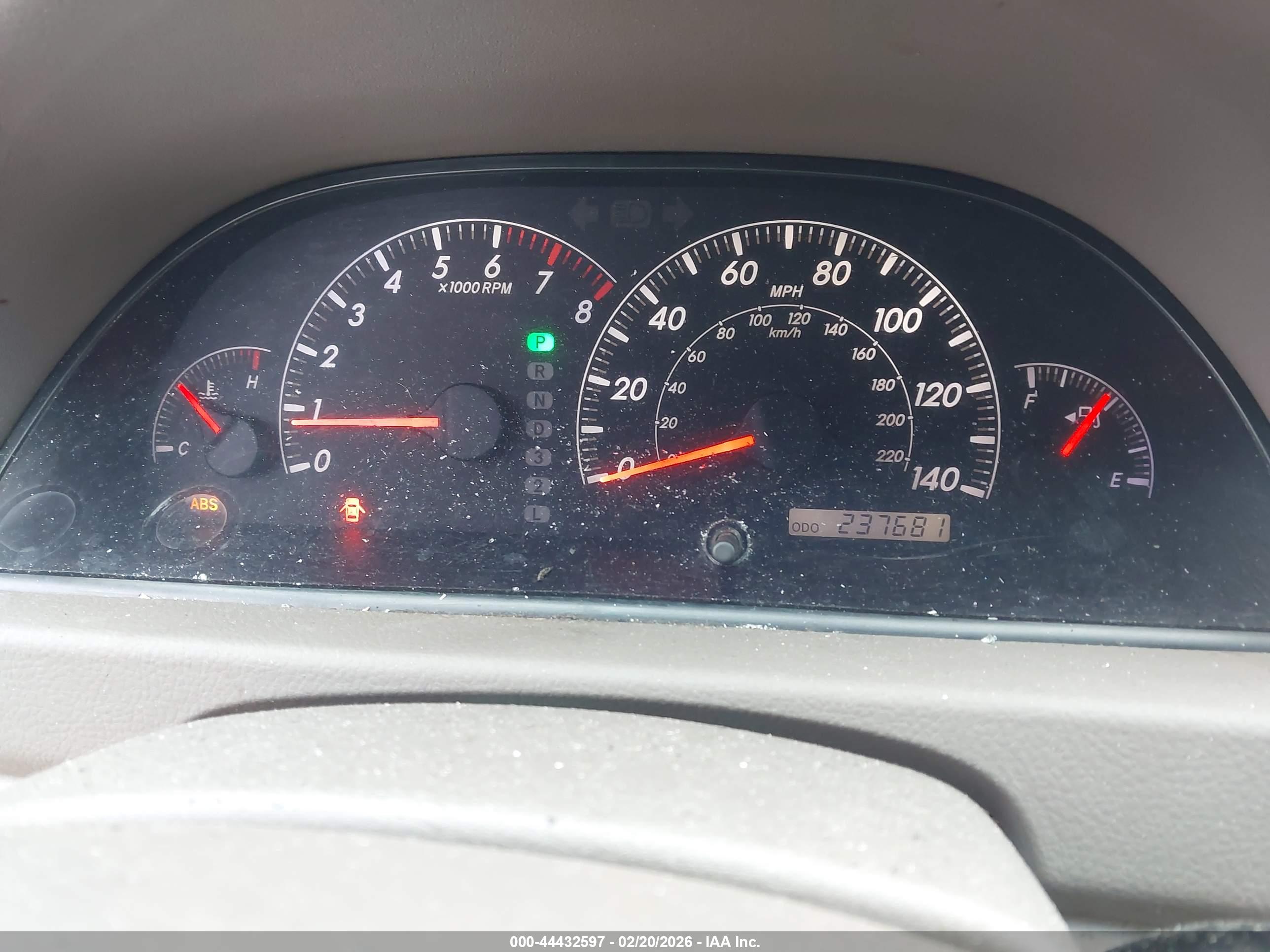 TOYOTA CAMRY image 7