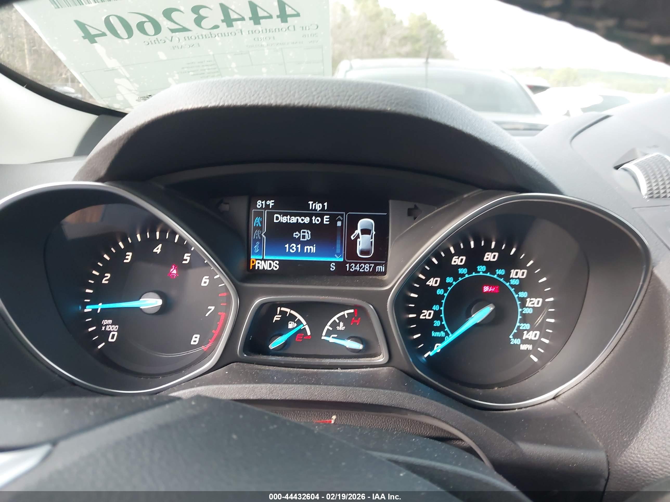FORD ESCAPE image 7