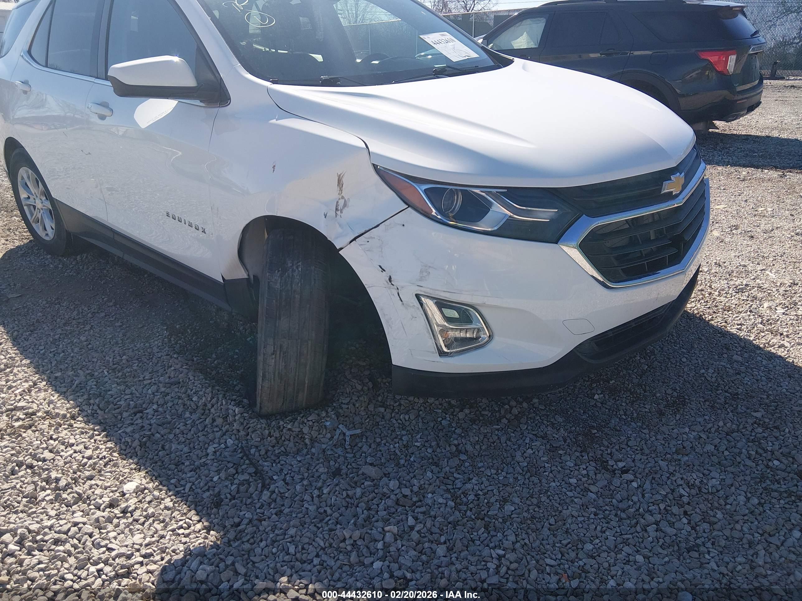 CHEVROLET EQUINOX image 6