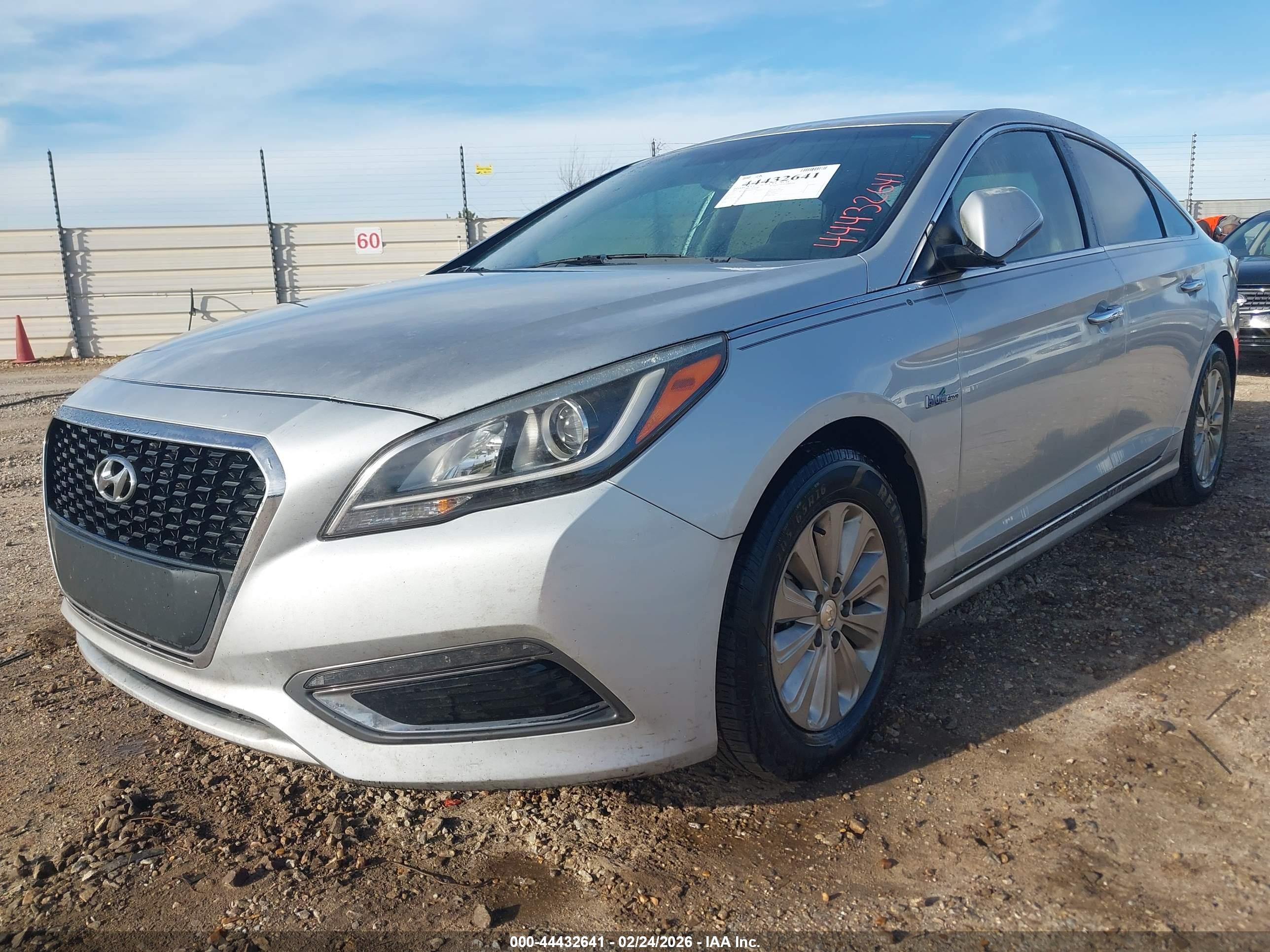 HYUNDAI SONATA image 2