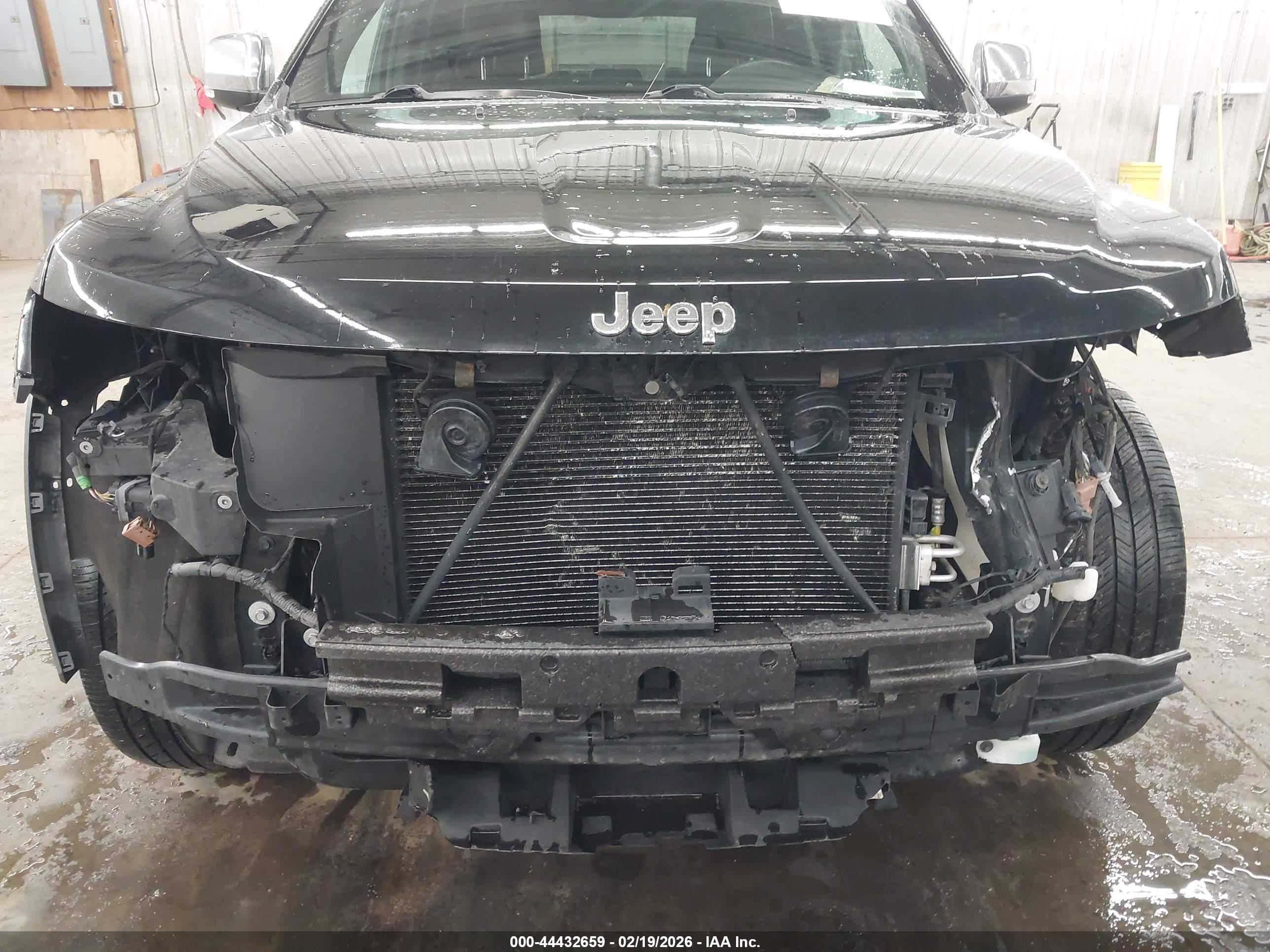 JEEP GRAND image 6