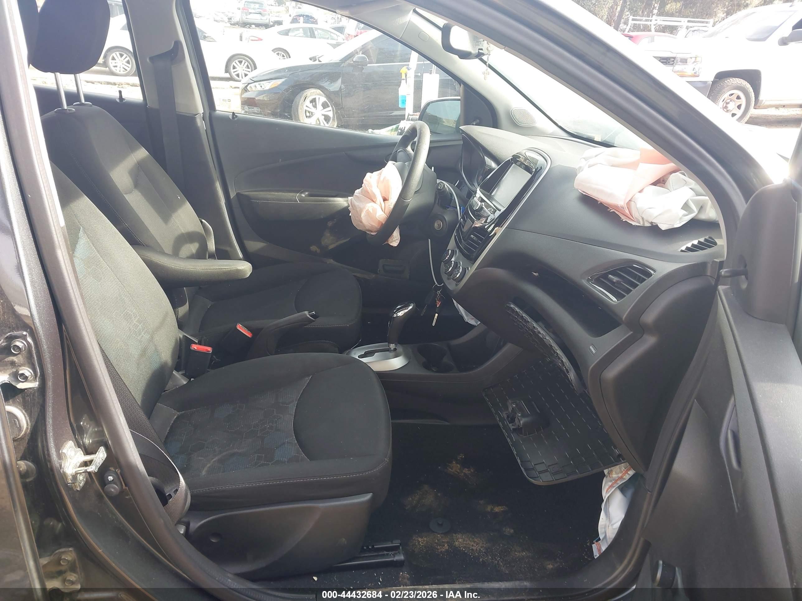 CHEVROLET SPARK image 5