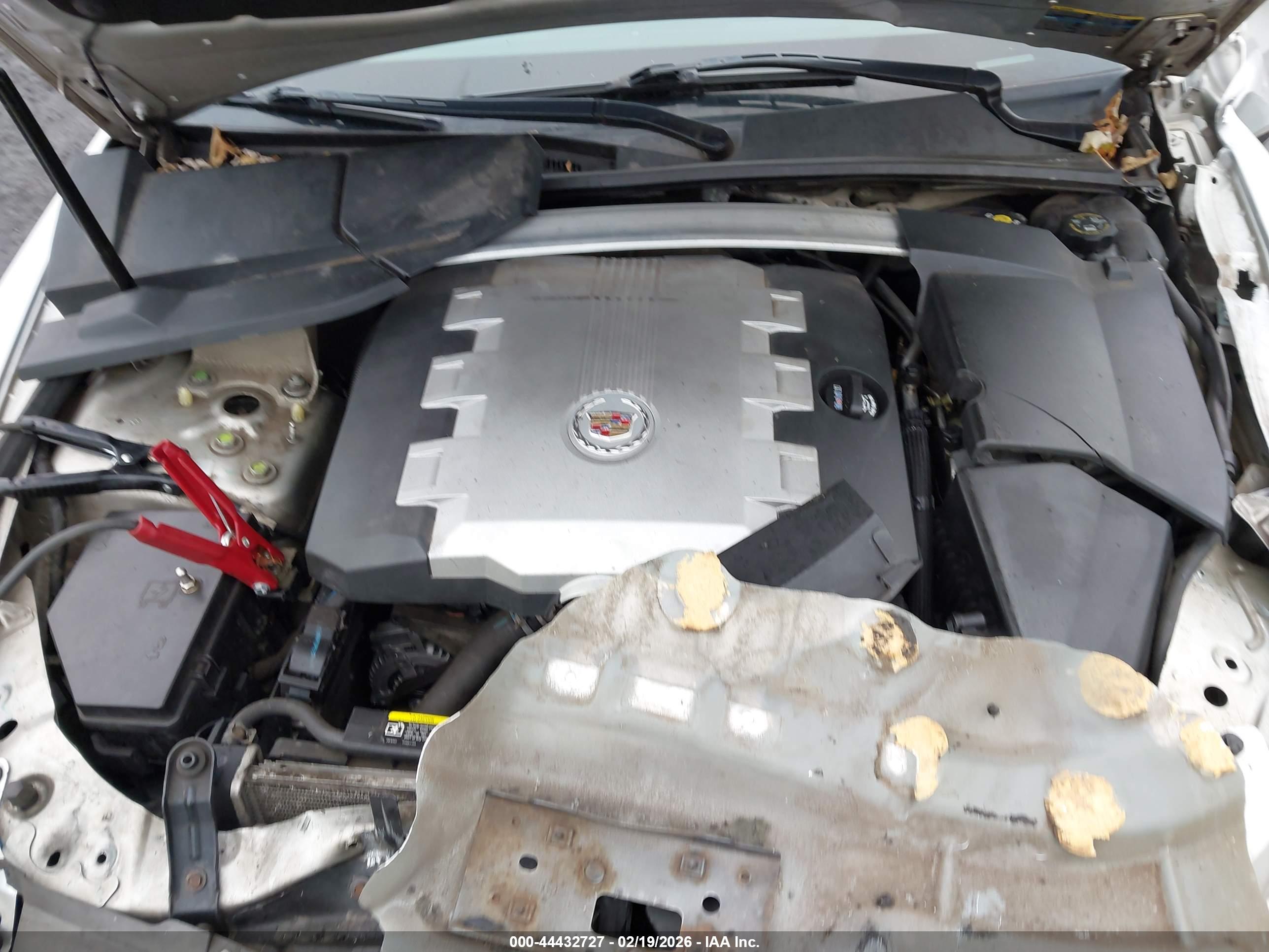 CADILLAC CTS image 10