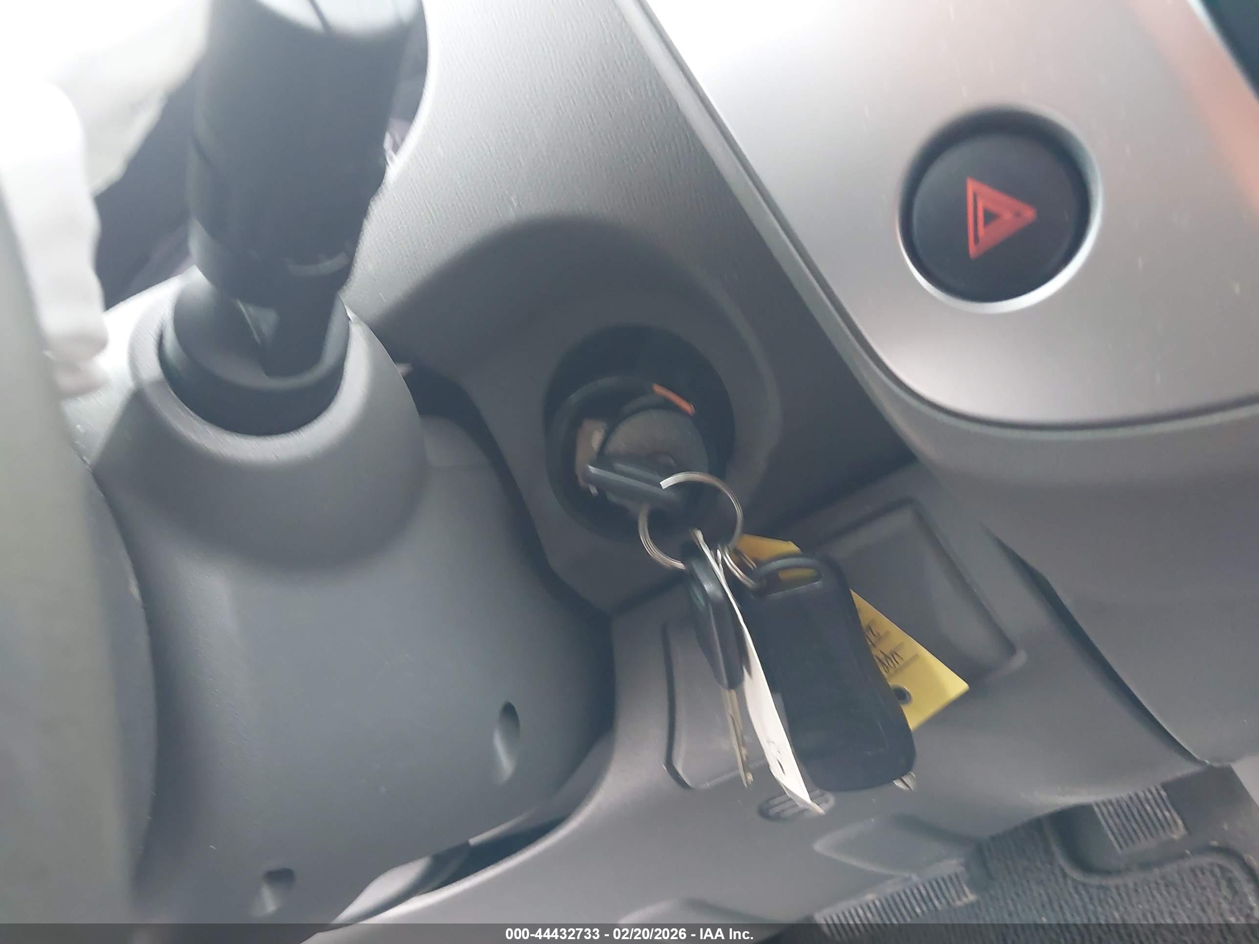 NISSAN FRONTIER image 11