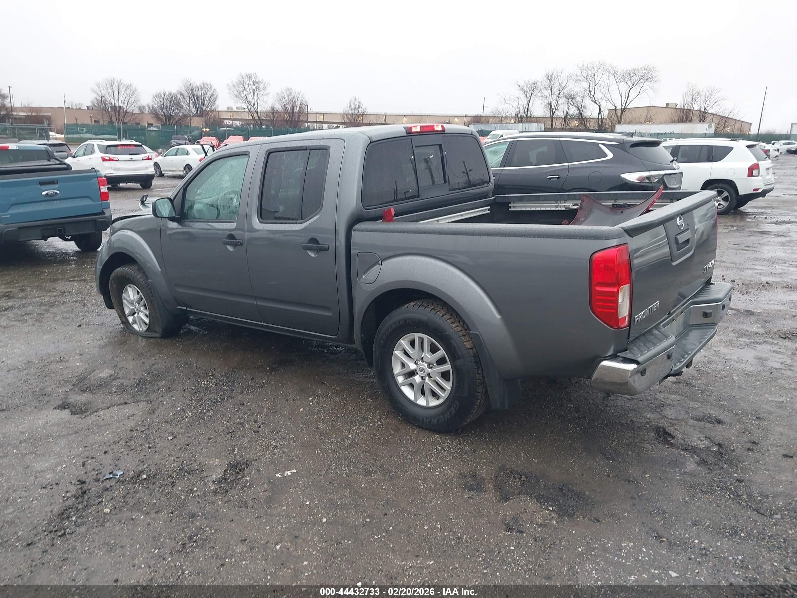 NISSAN FRONTIER image 3