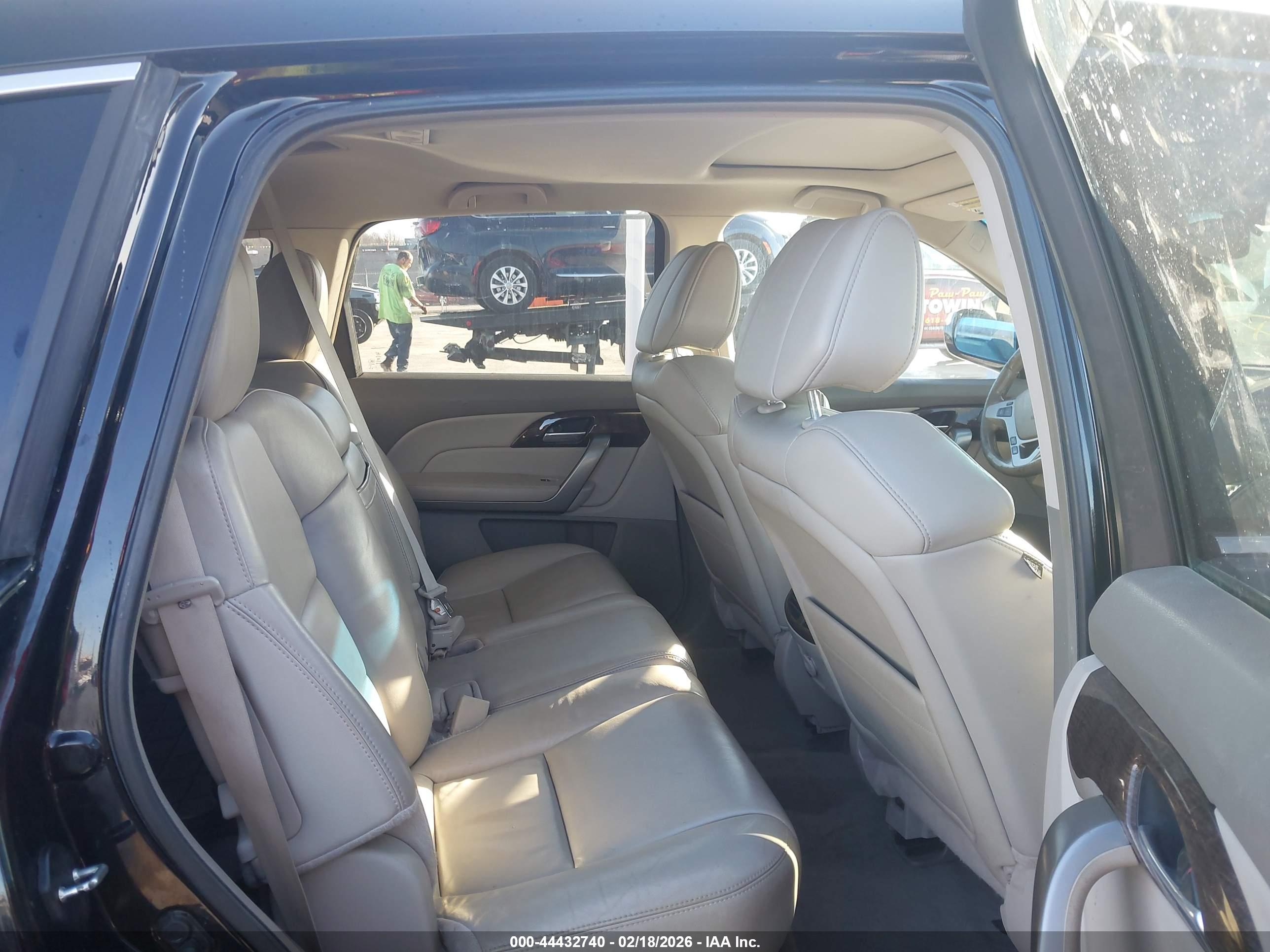 ACURA MDX image 8