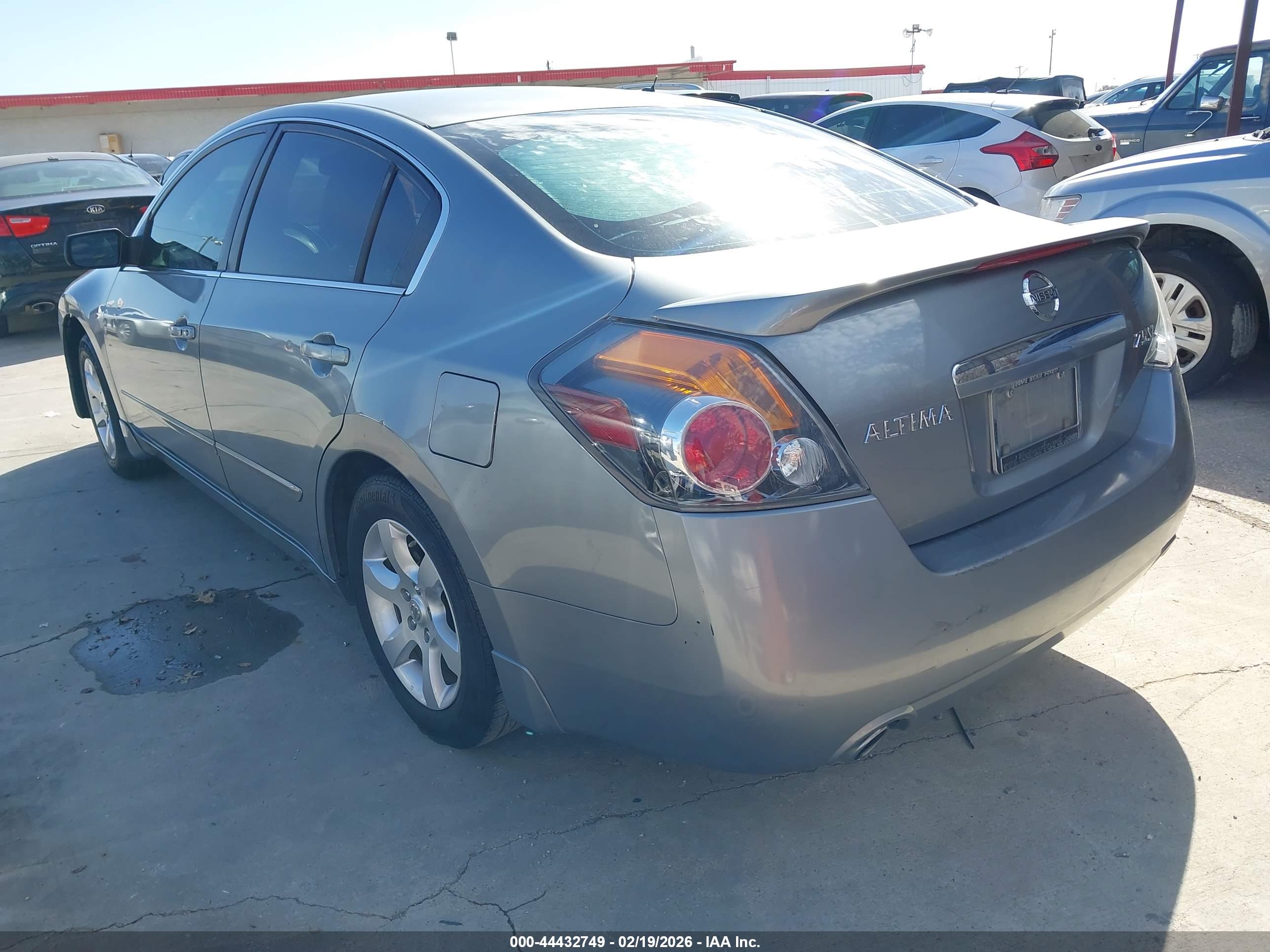 NISSAN ALTIMA image 3