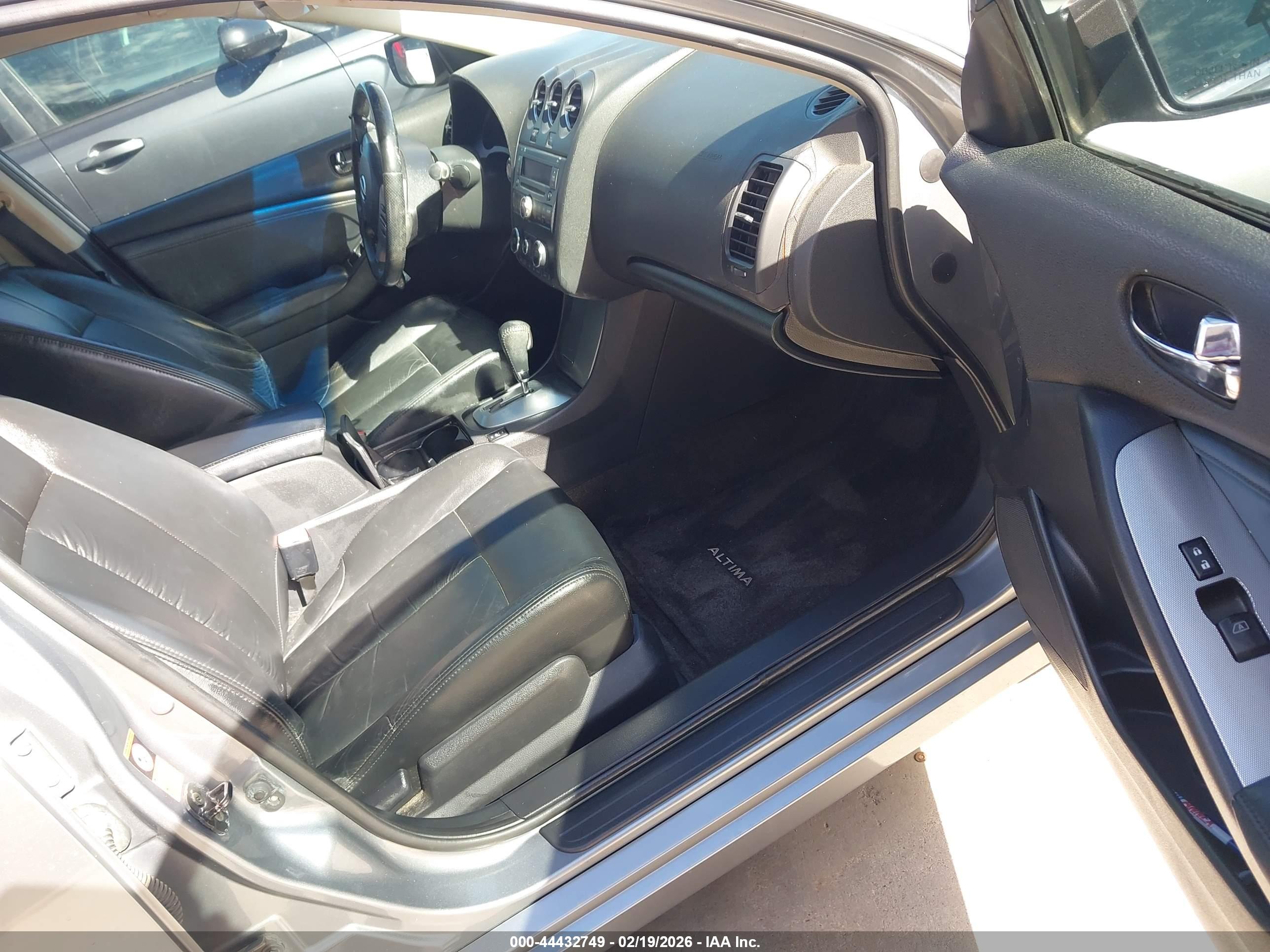 NISSAN ALTIMA image 5