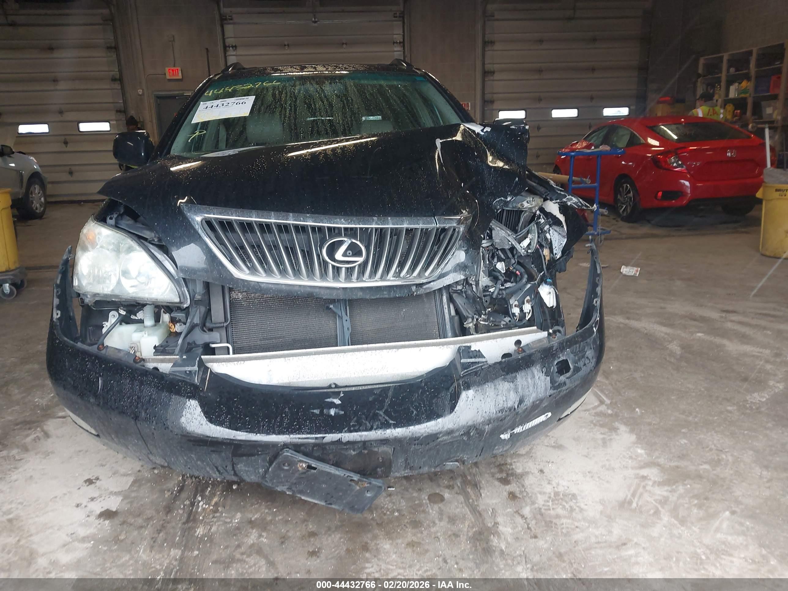 LEXUS RX image 6
