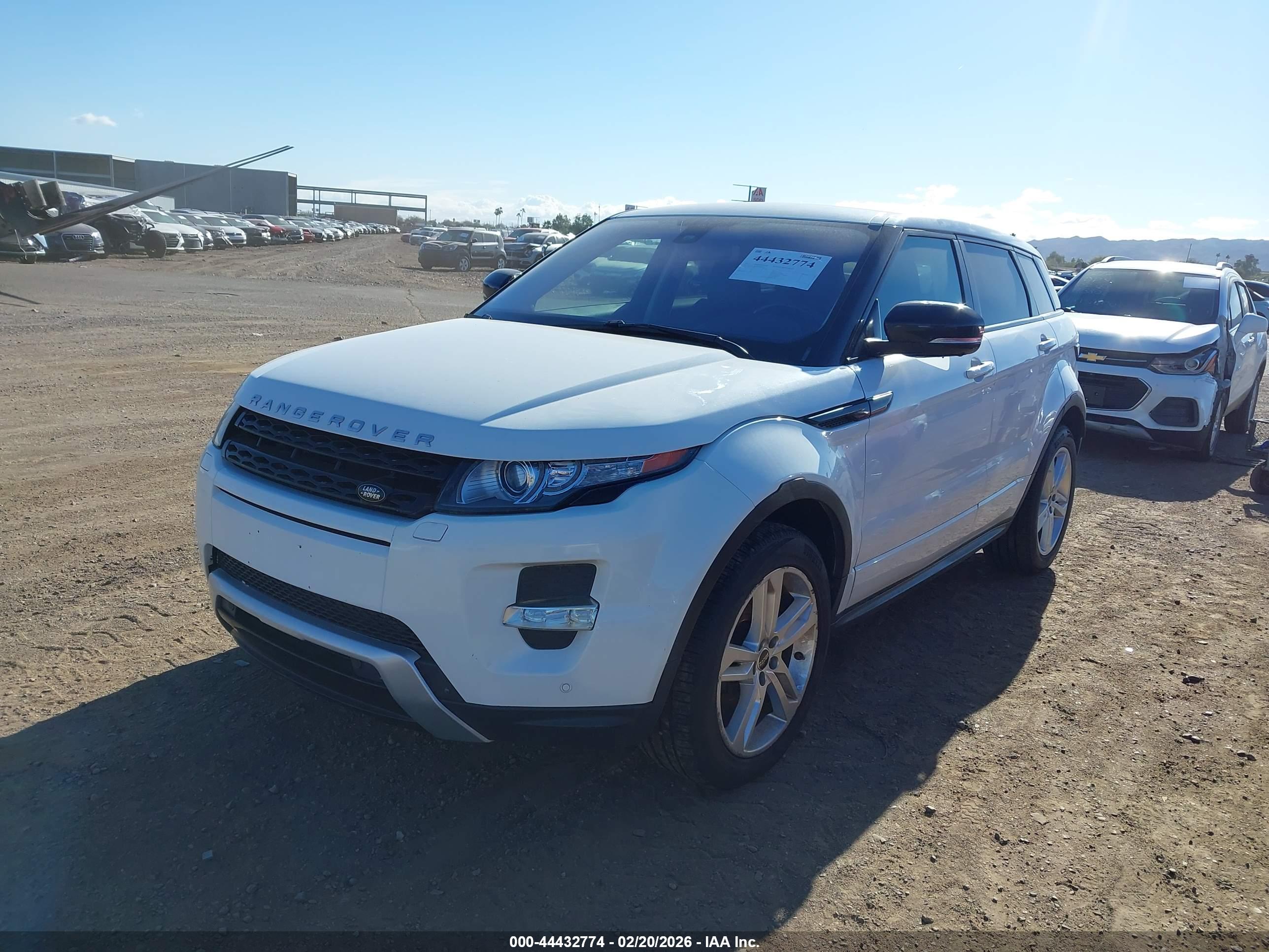 LAND ROVER image 2