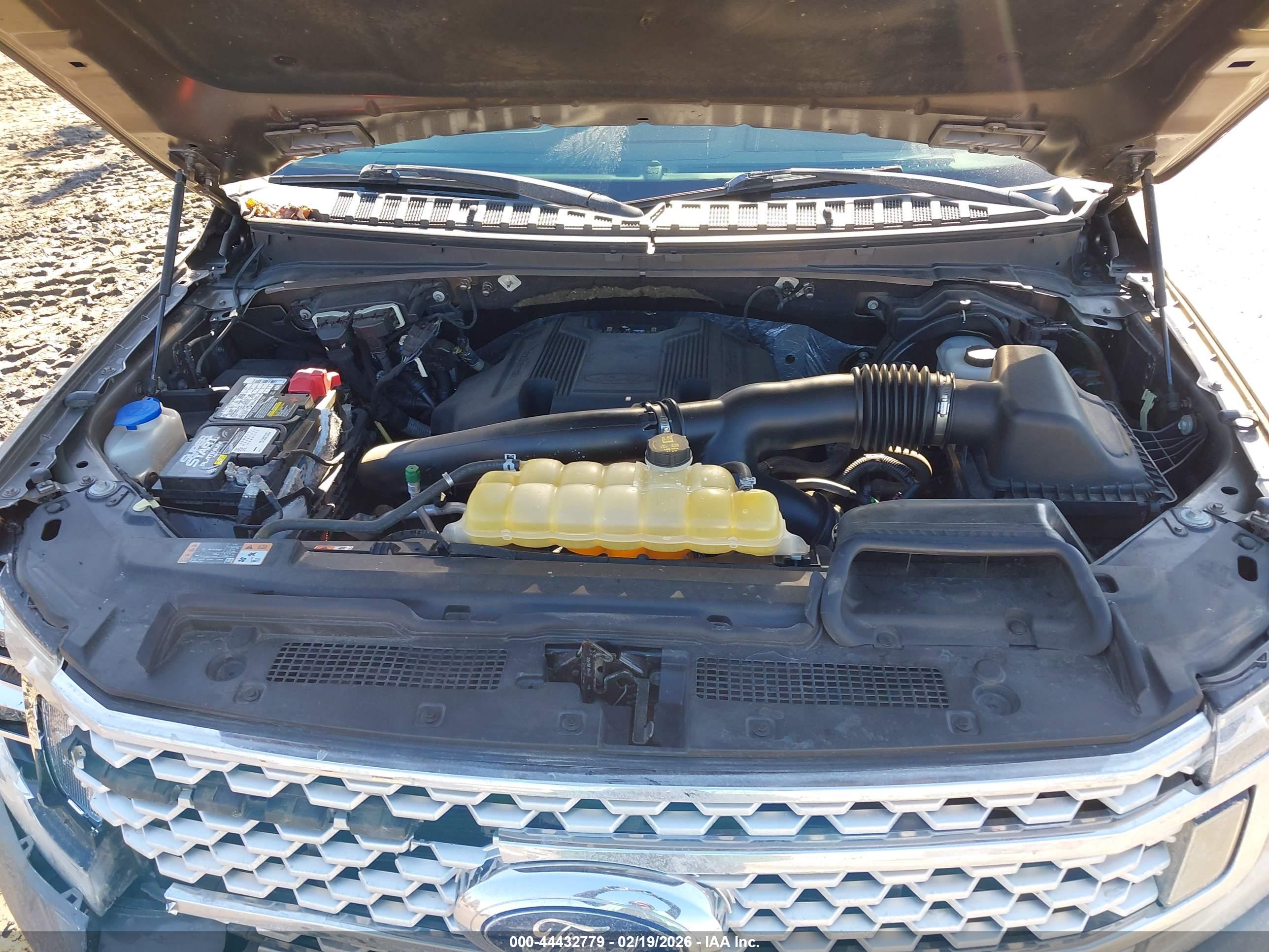 FORD EXPEDITION image 10