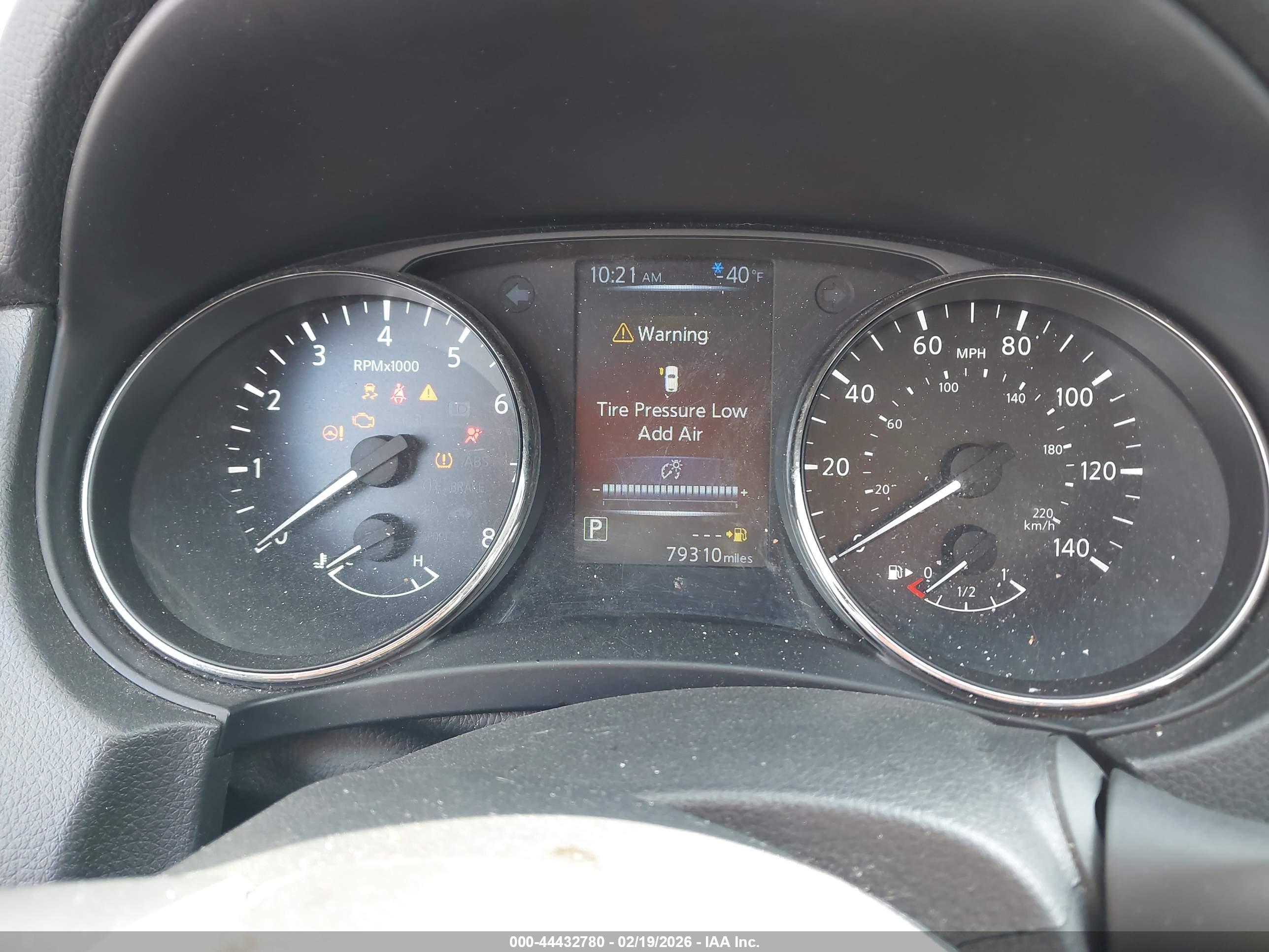 NISSAN ROGUE image 7
