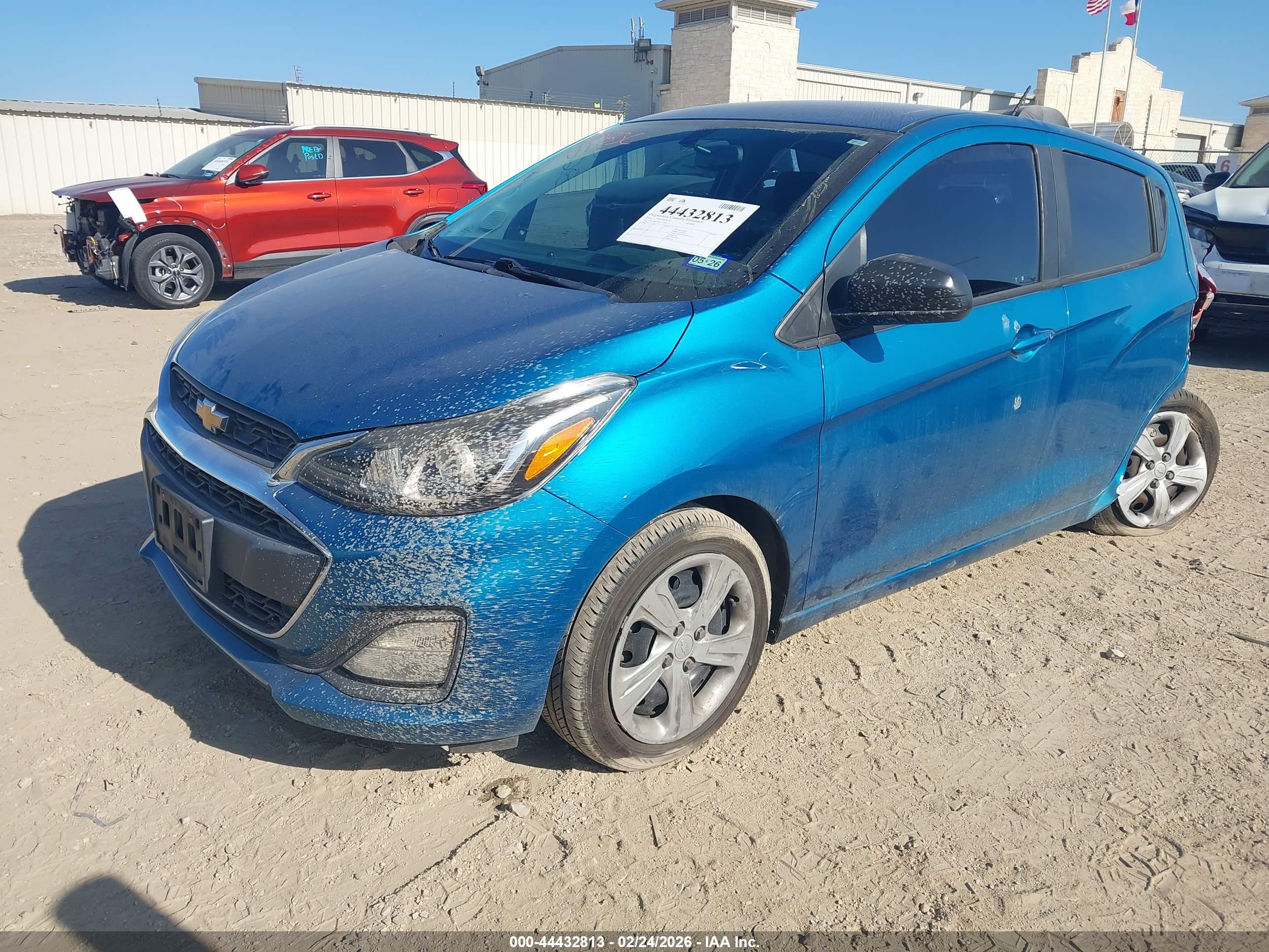 CHEVROLET SPARK image 2
