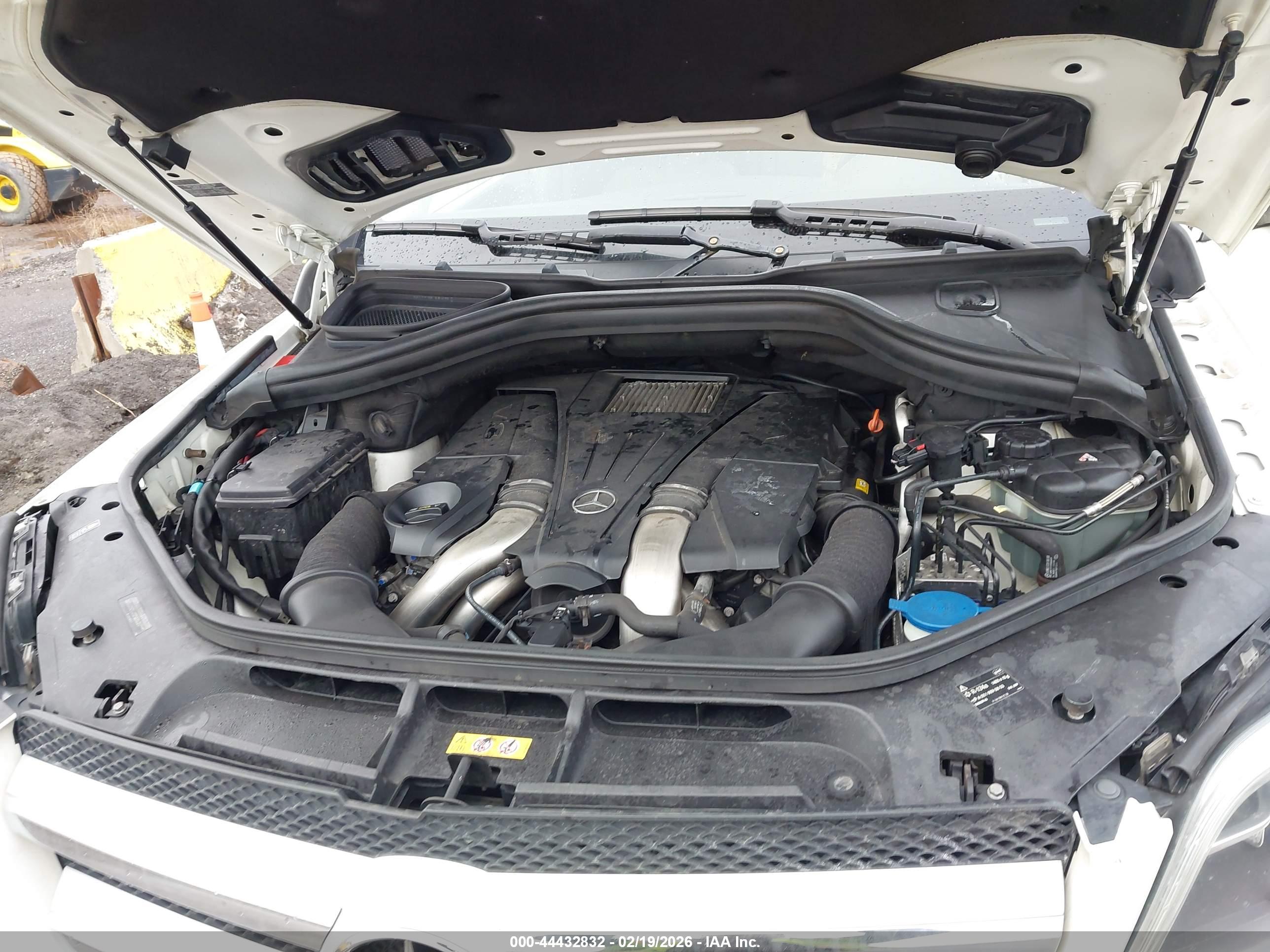 MERCEDES-BENZ GL image 10