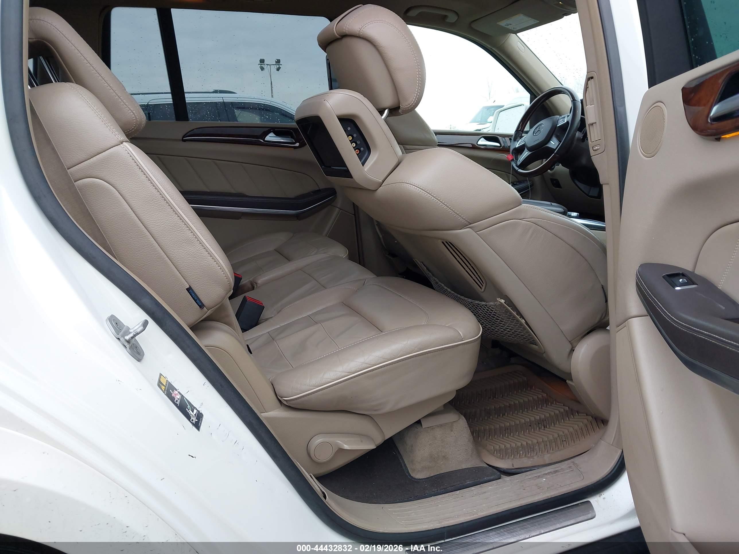 MERCEDES-BENZ GL image 8
