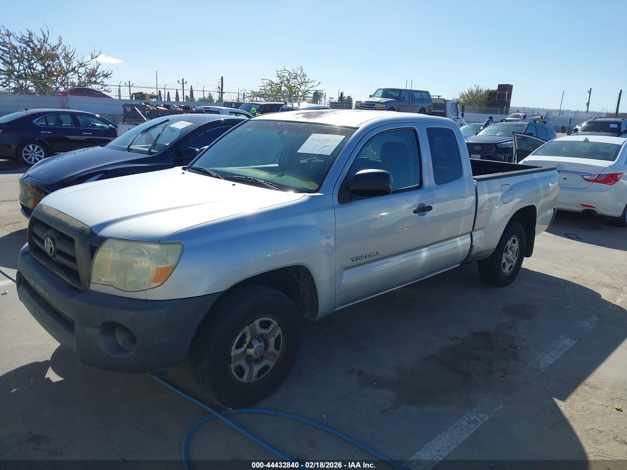 TOYOTA TACOMA image 2