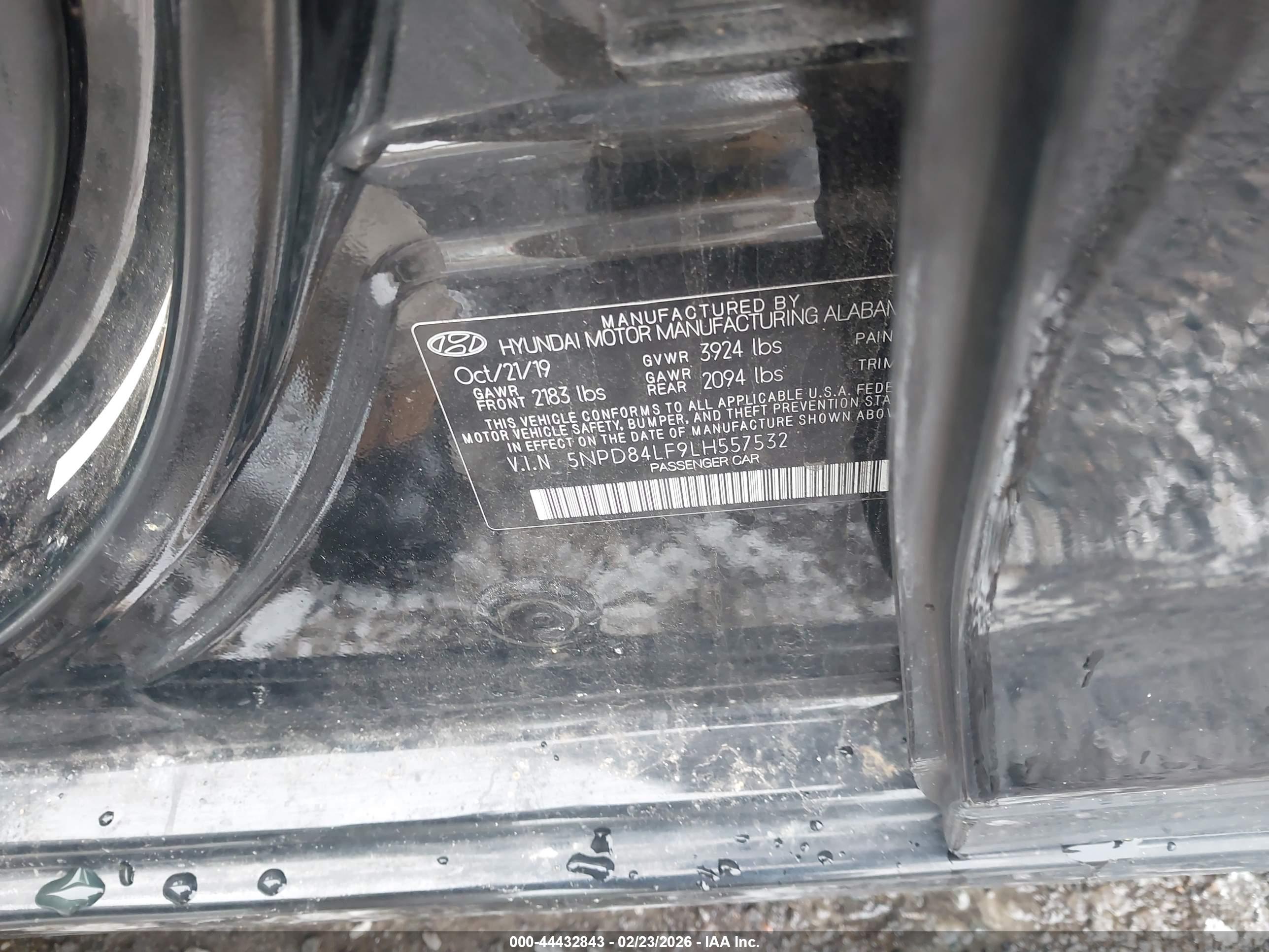 HYUNDAI ELANTRA image 9