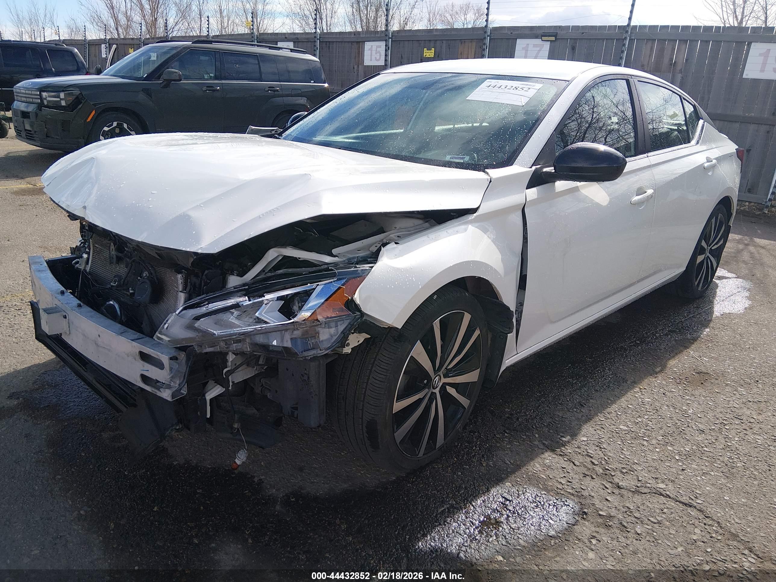 NISSAN ALTIMA image 2