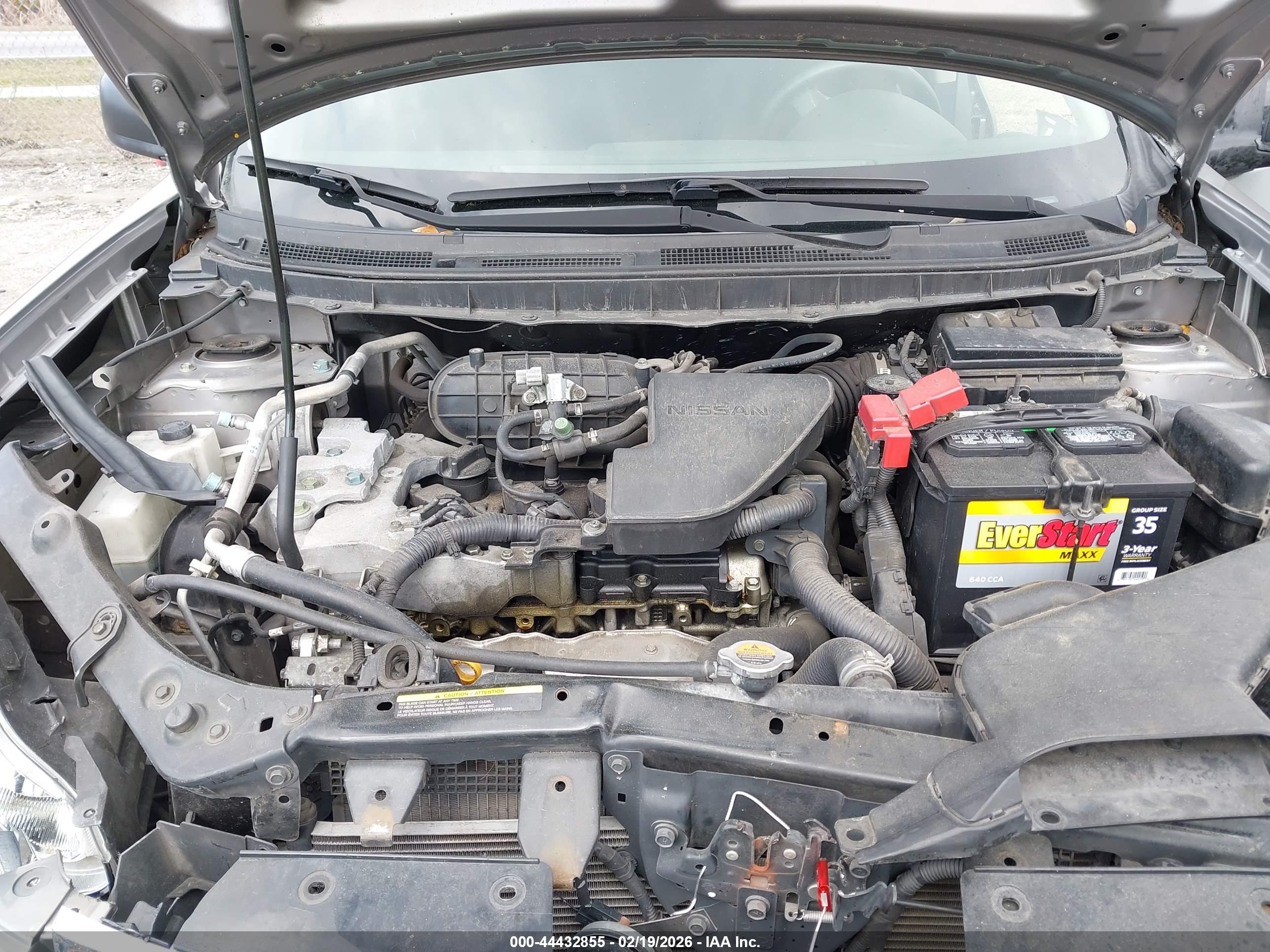 NISSAN ROGUE image 10