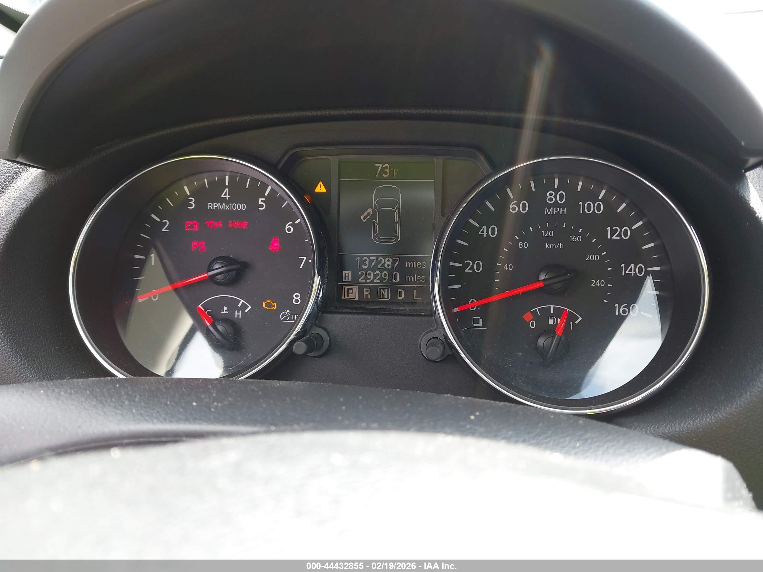 NISSAN ROGUE image 7