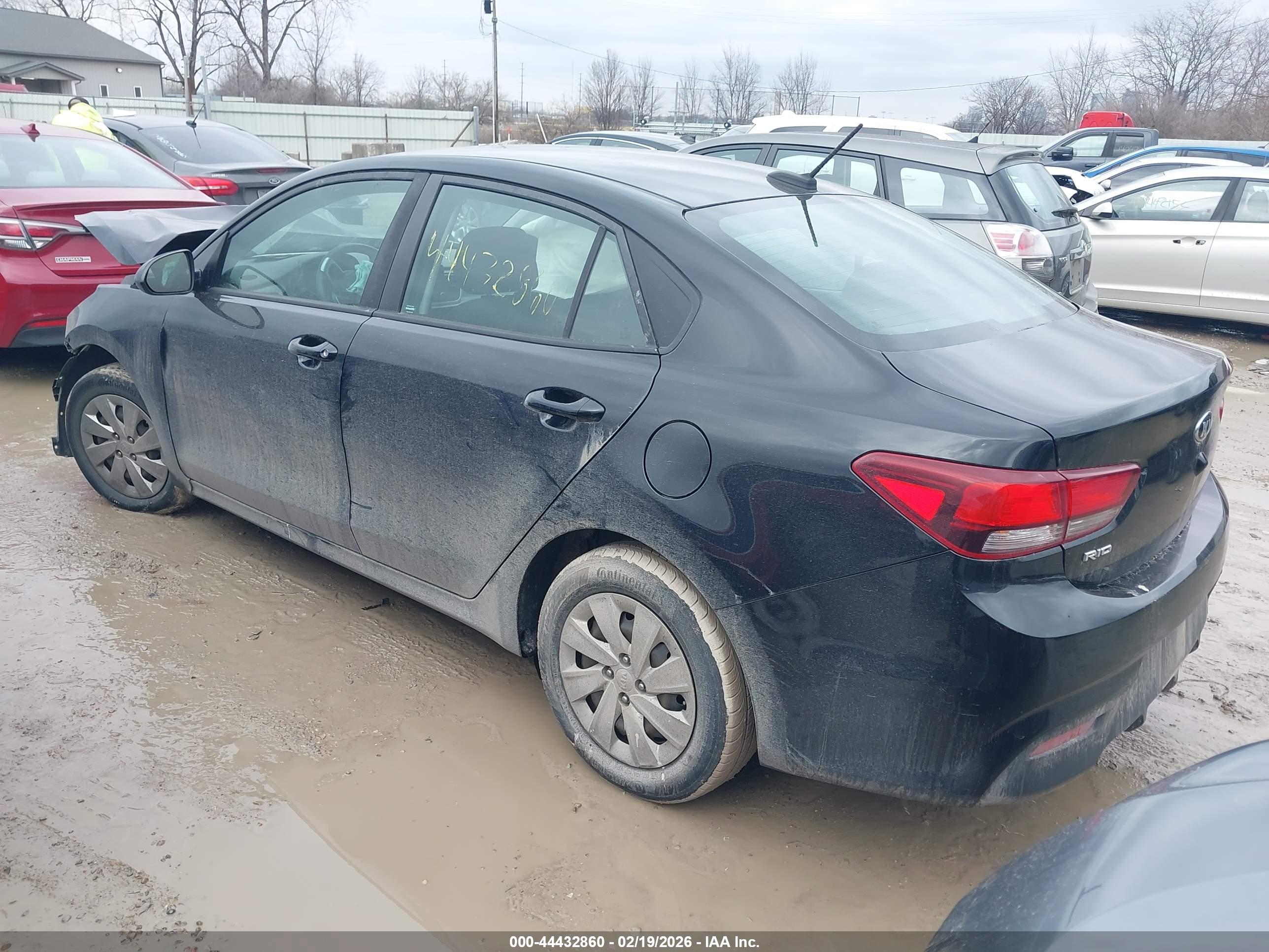 KIA RIO image 3