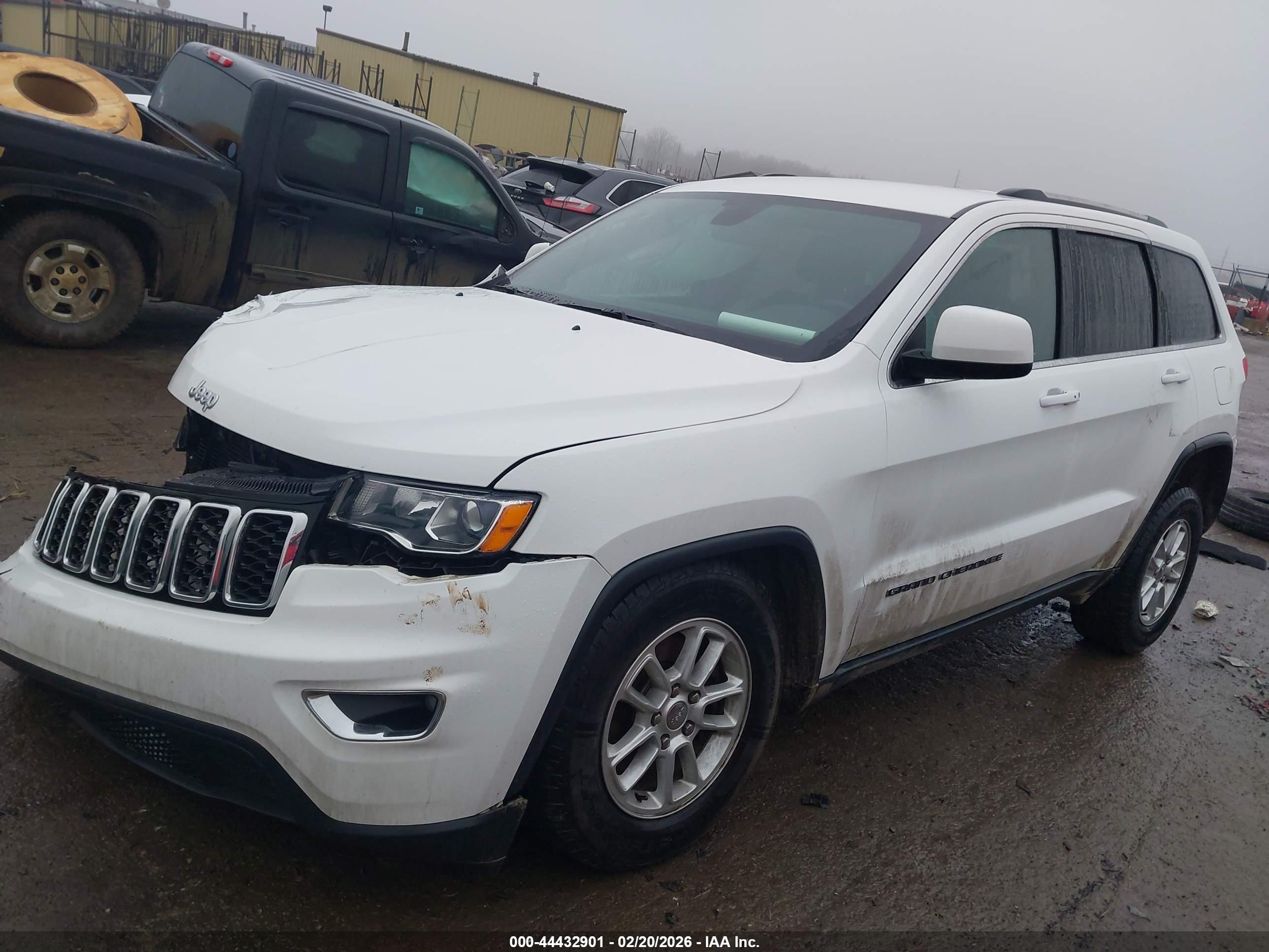 JEEP GRAND image 2
