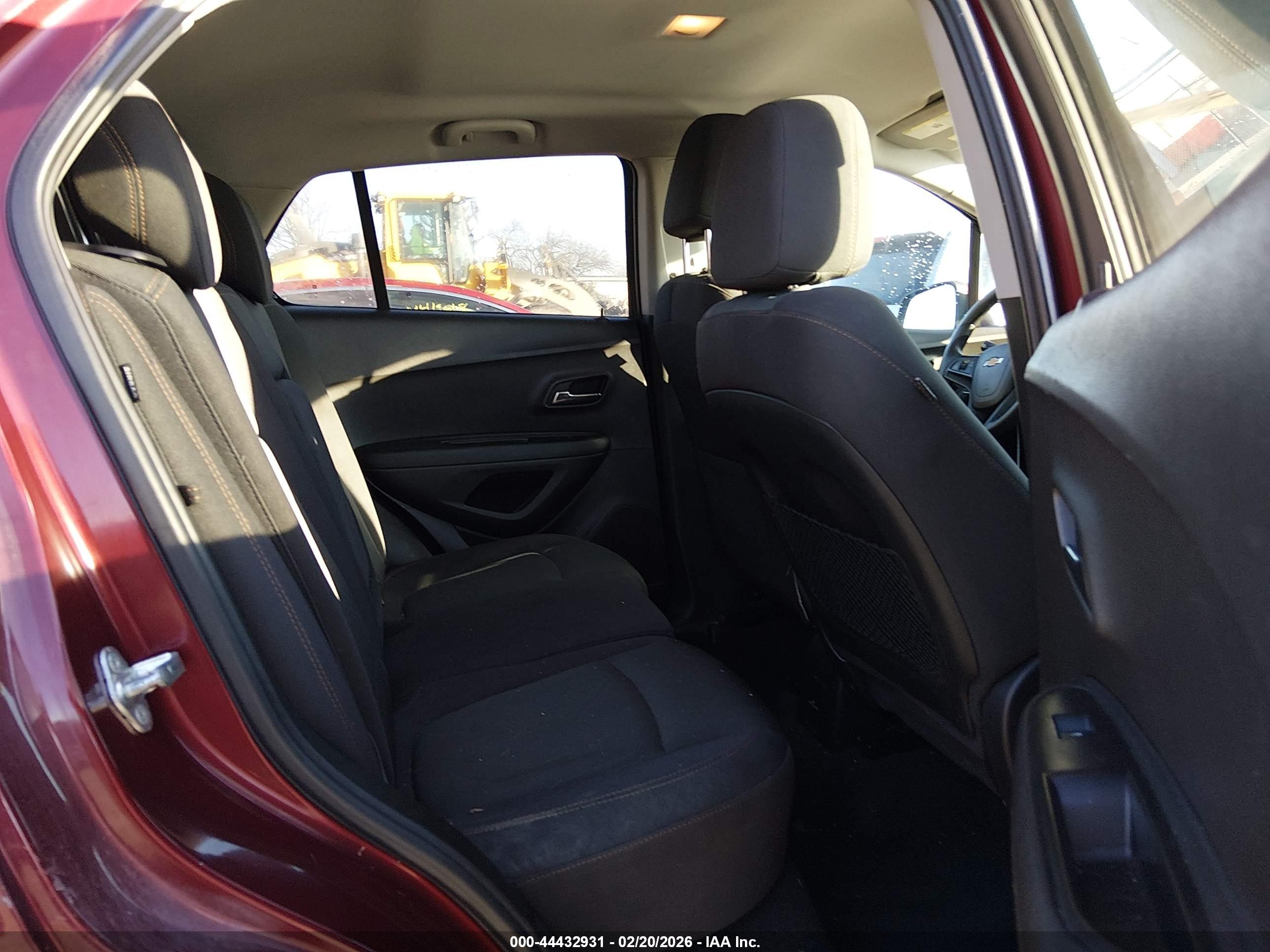 CHEVROLET TRAX image 8