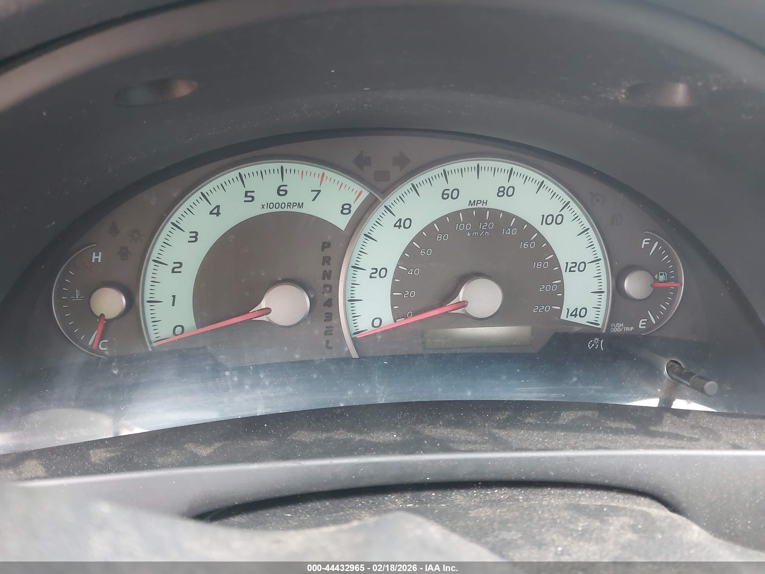 TOYOTA CAMRY image 7