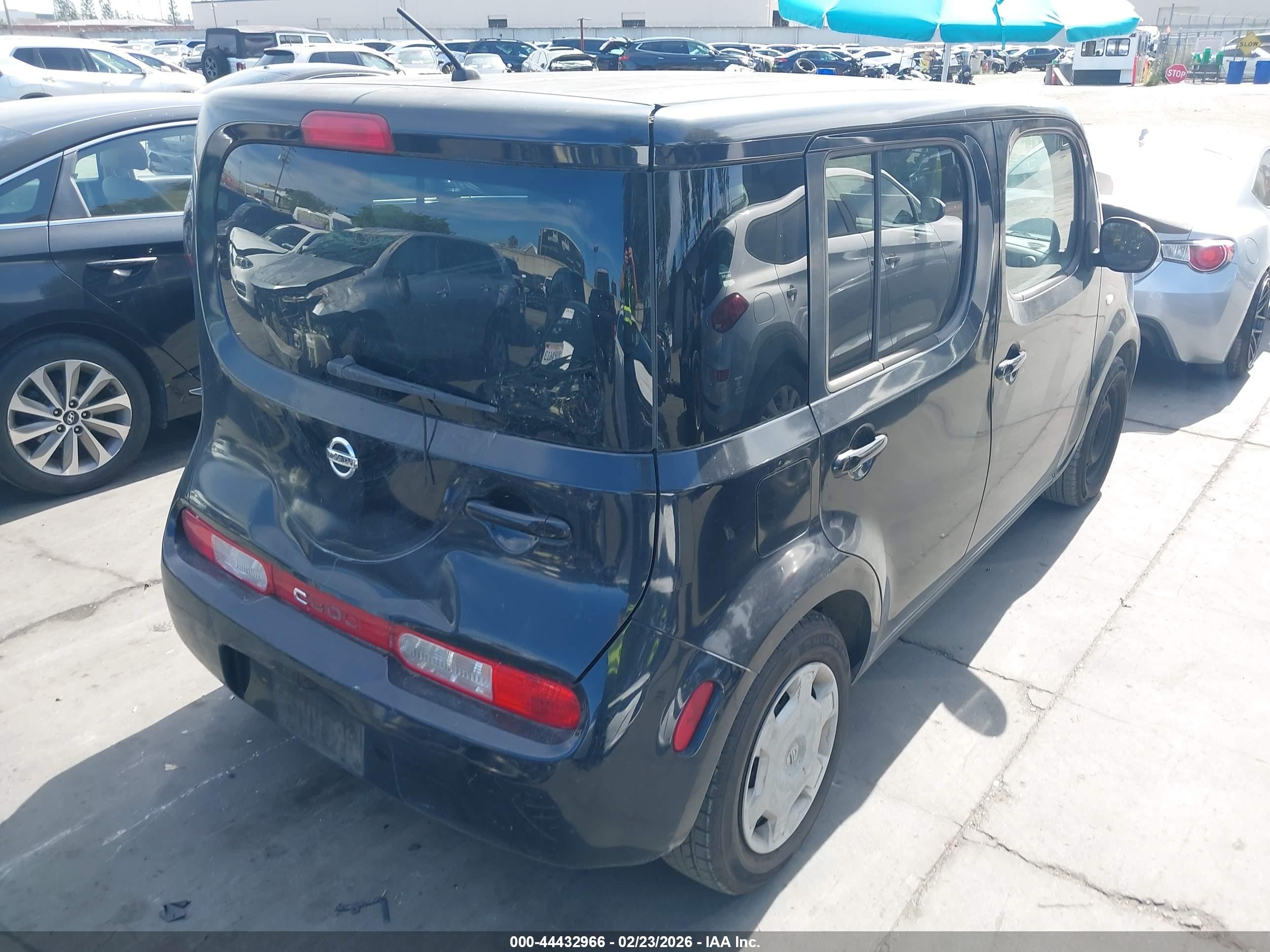 NISSAN CUBE image 4