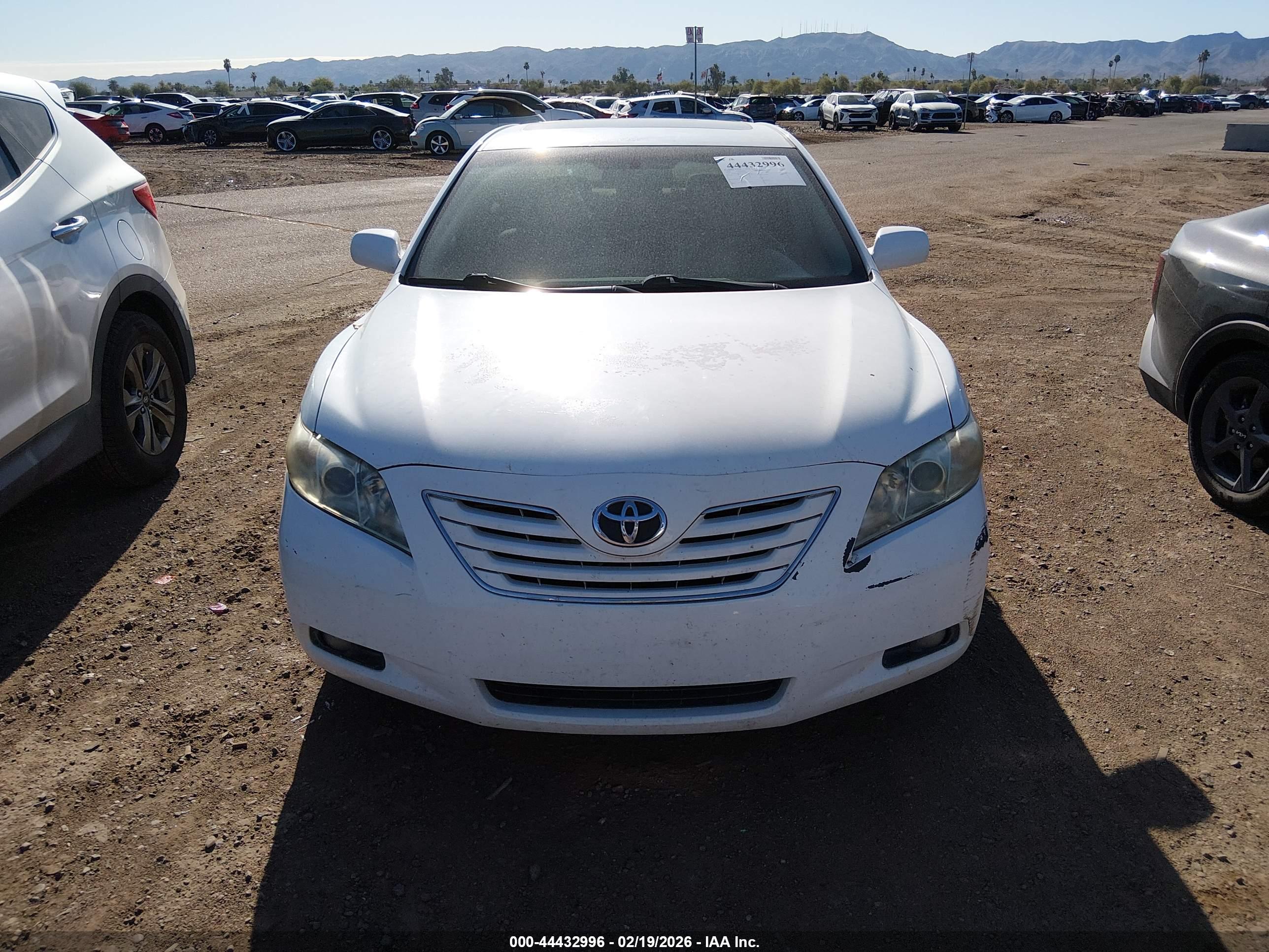TOYOTA CAMRY image 6