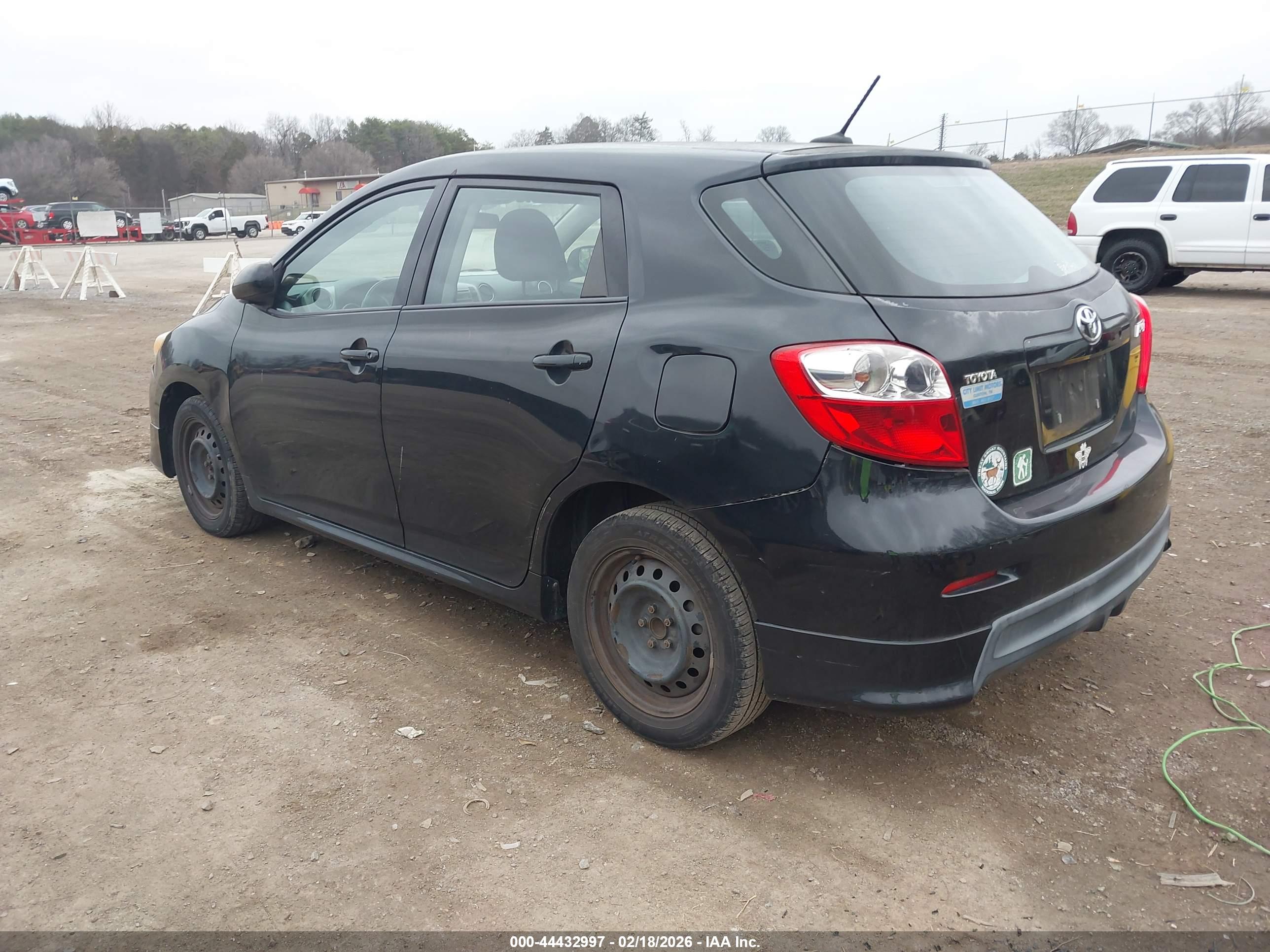 TOYOTA MATRIX image 3