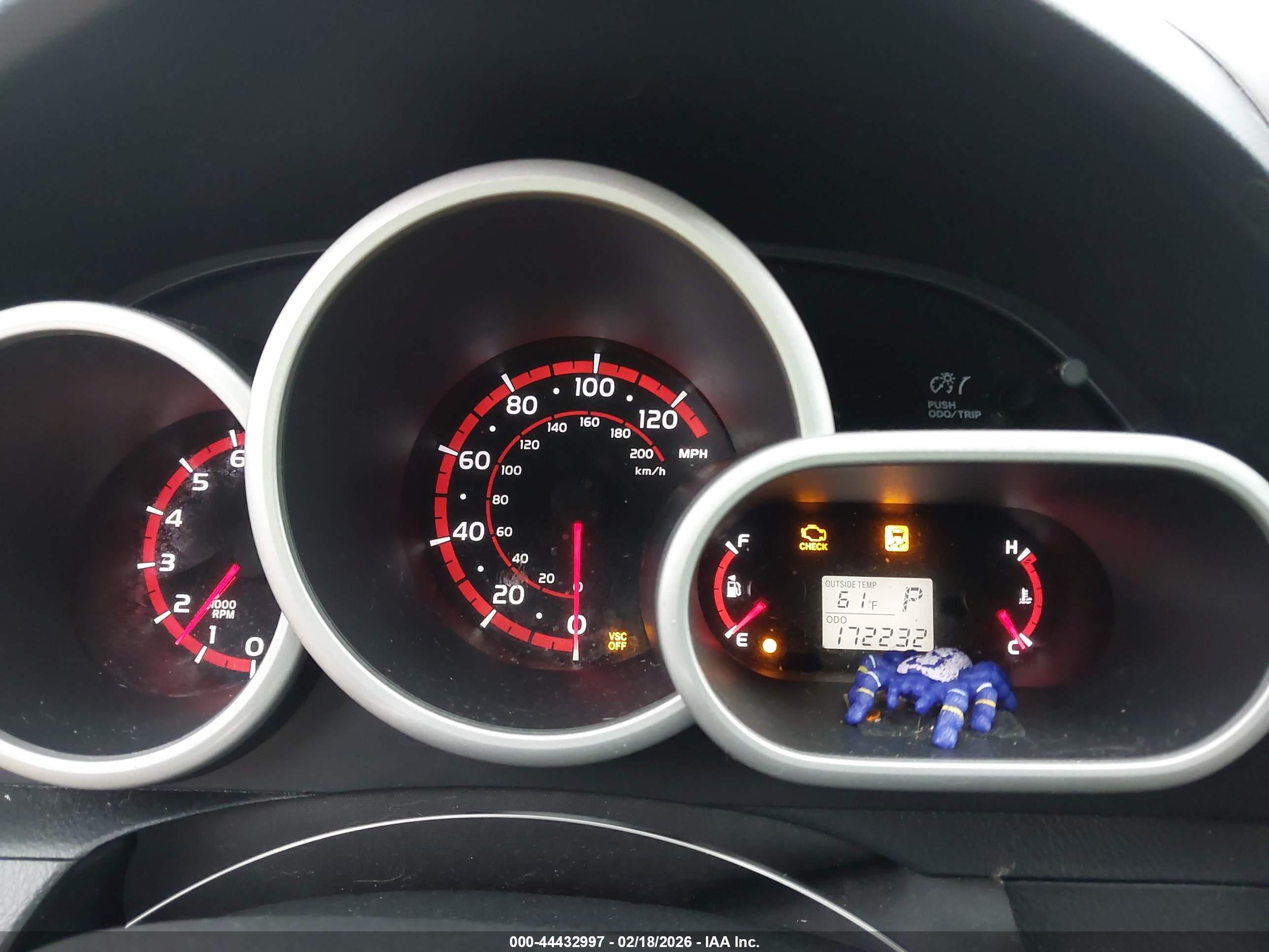 TOYOTA MATRIX image 7