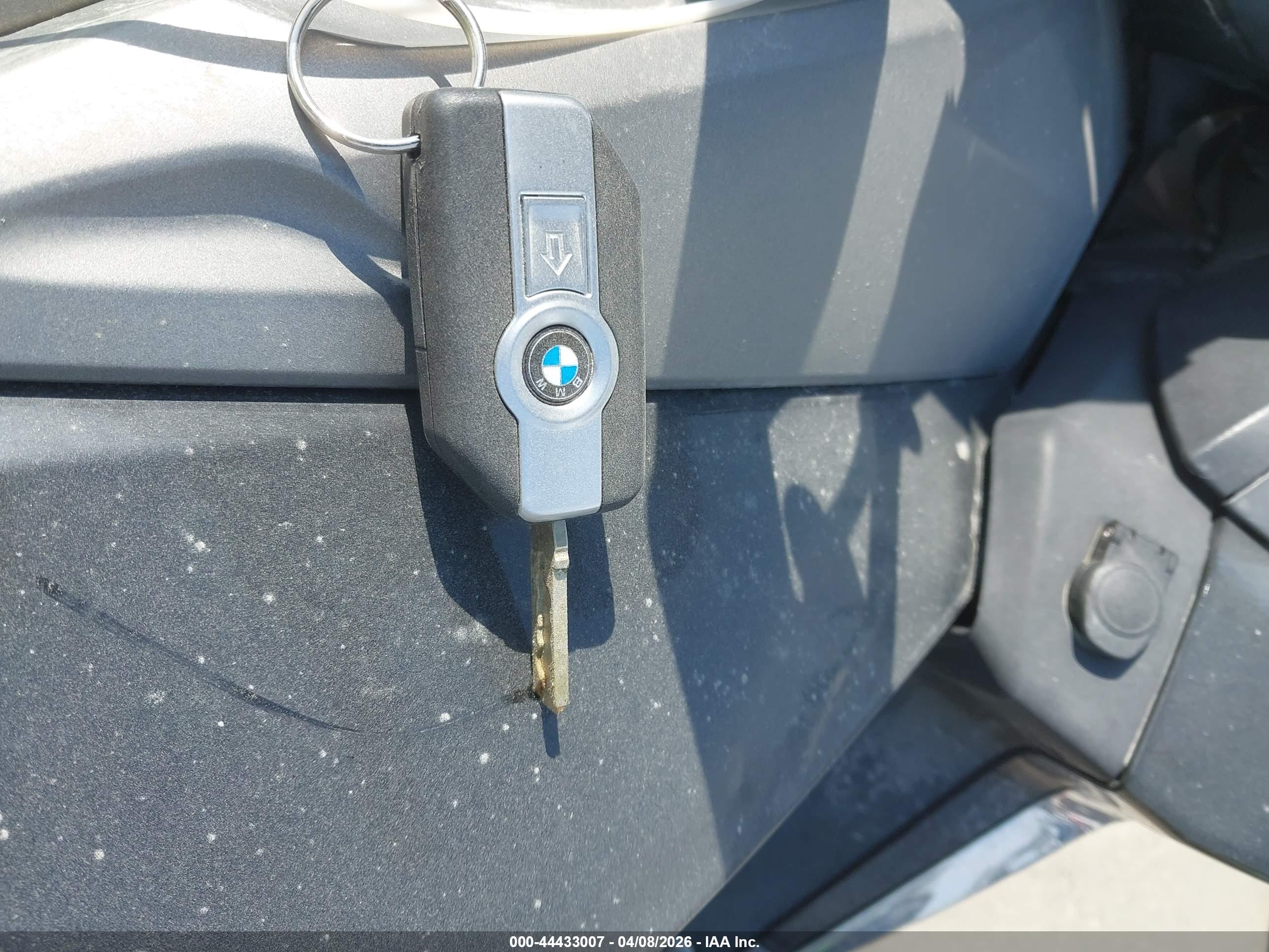 BMW K1600 image 11
