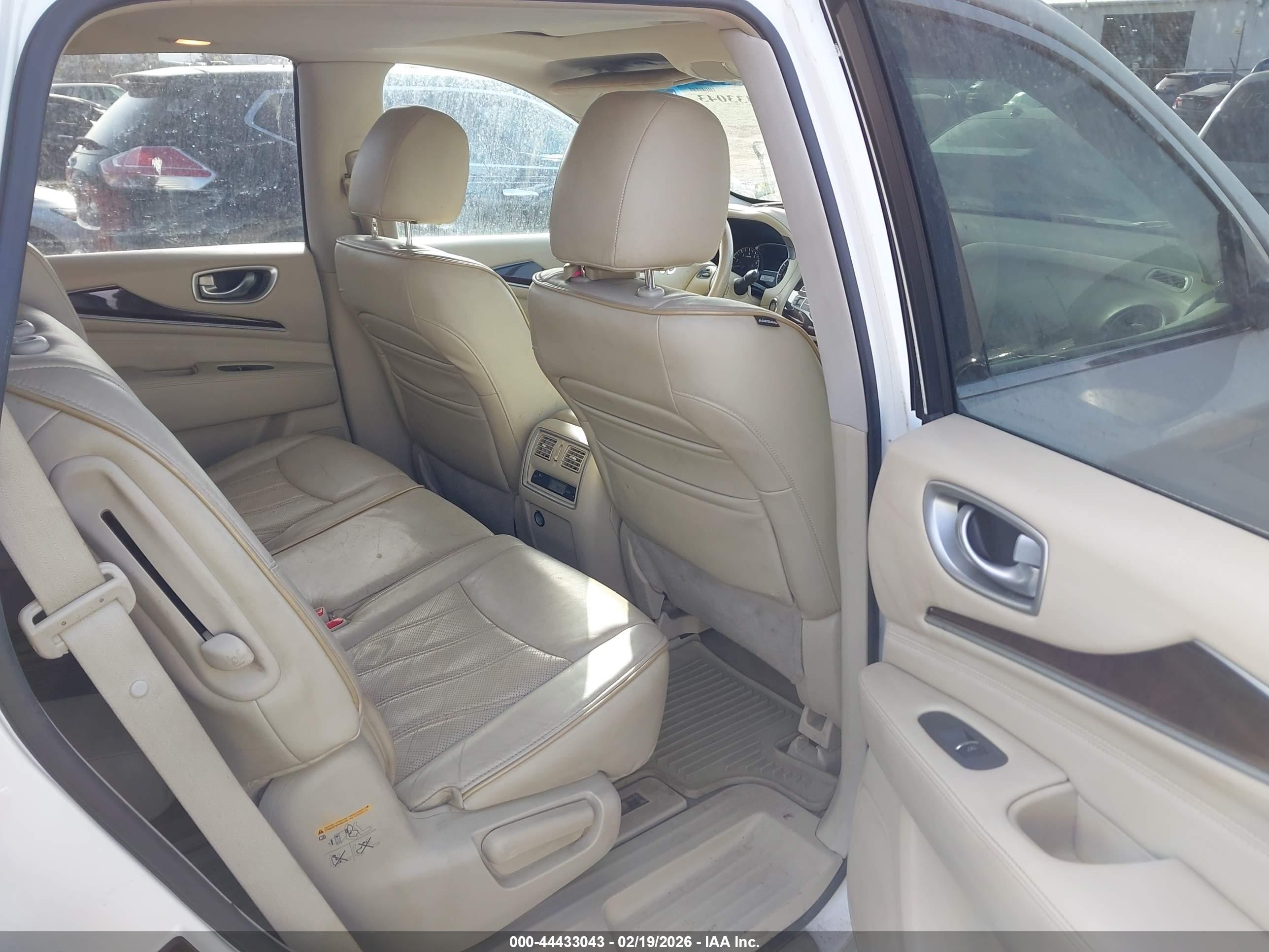 INFINITI QX60 image 8