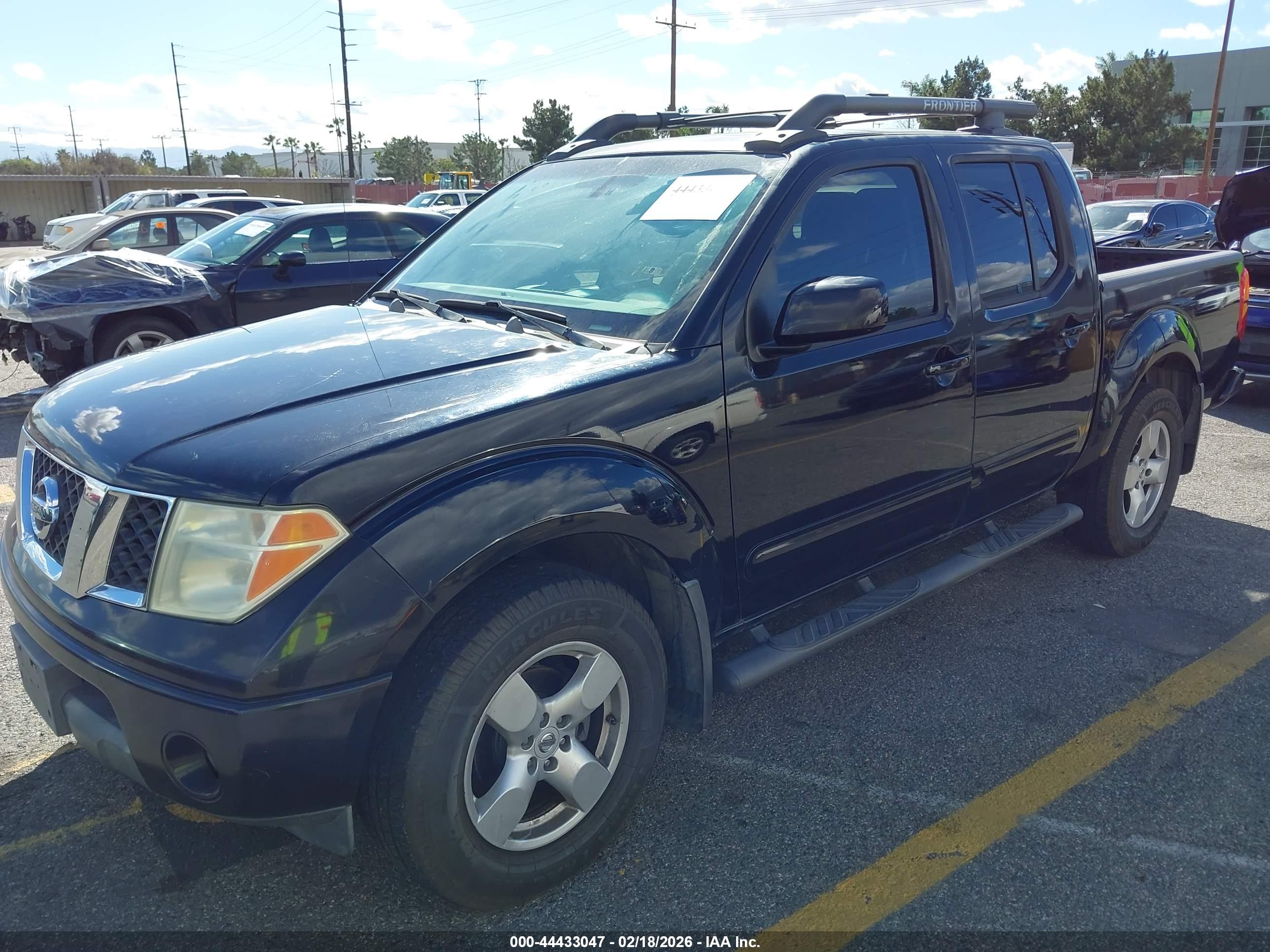 NISSAN FRONTIER image 2