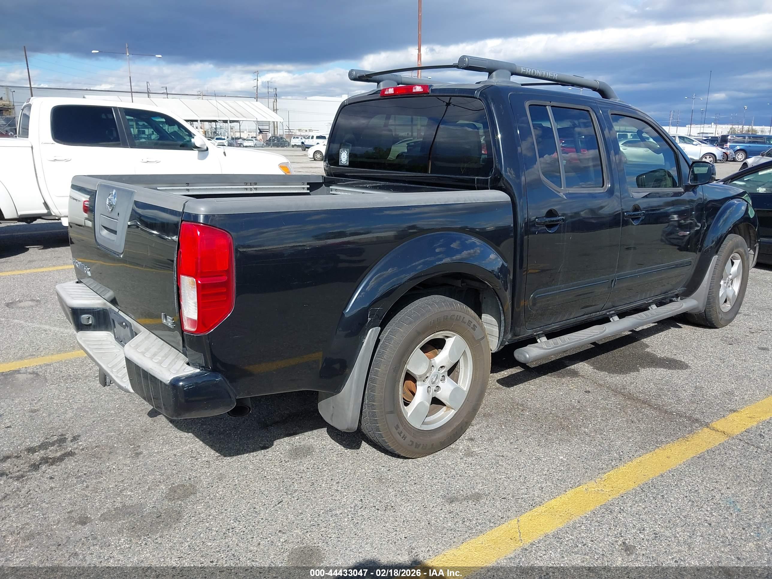 NISSAN FRONTIER image 4