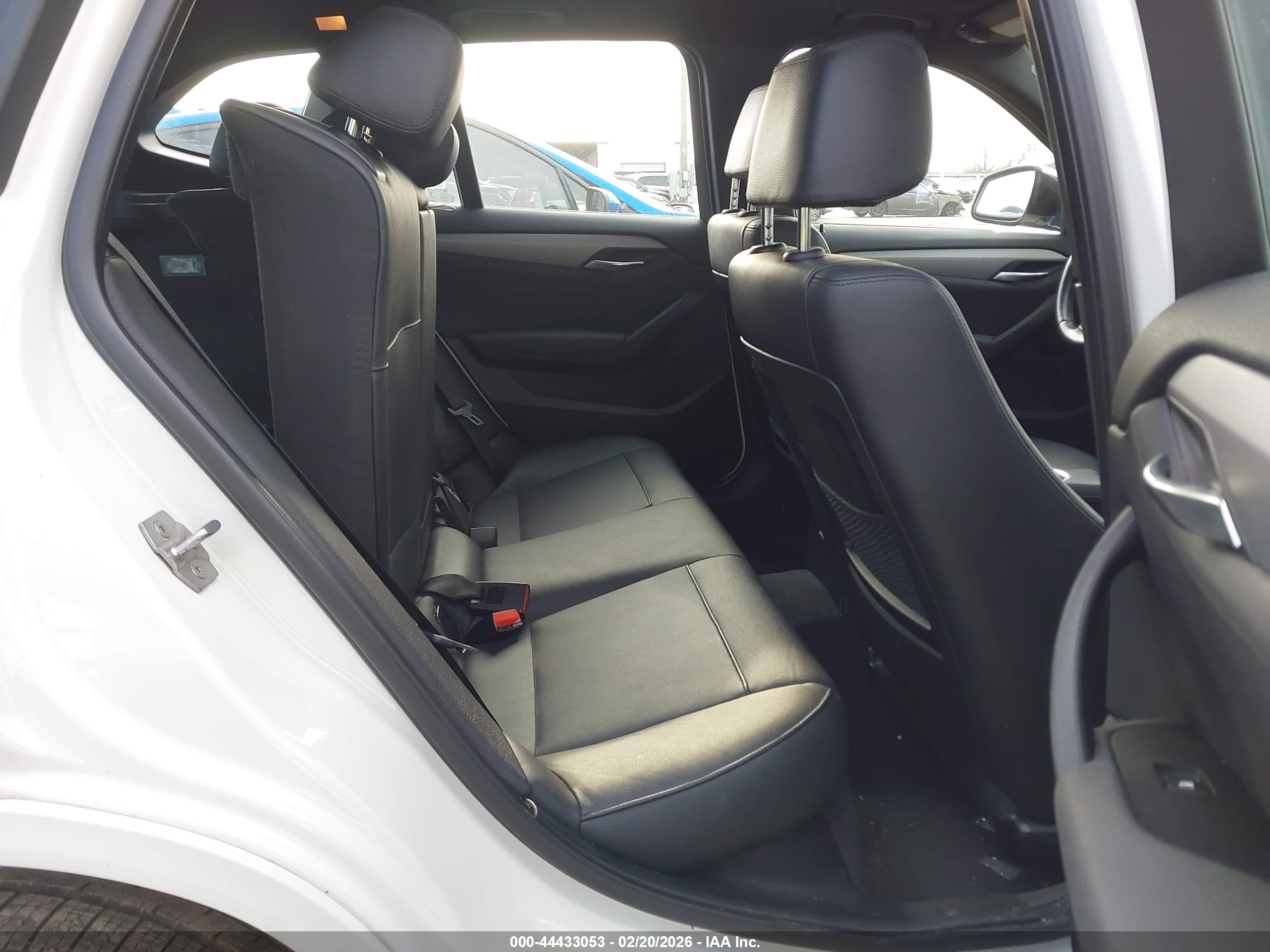 BMW X1 image 8