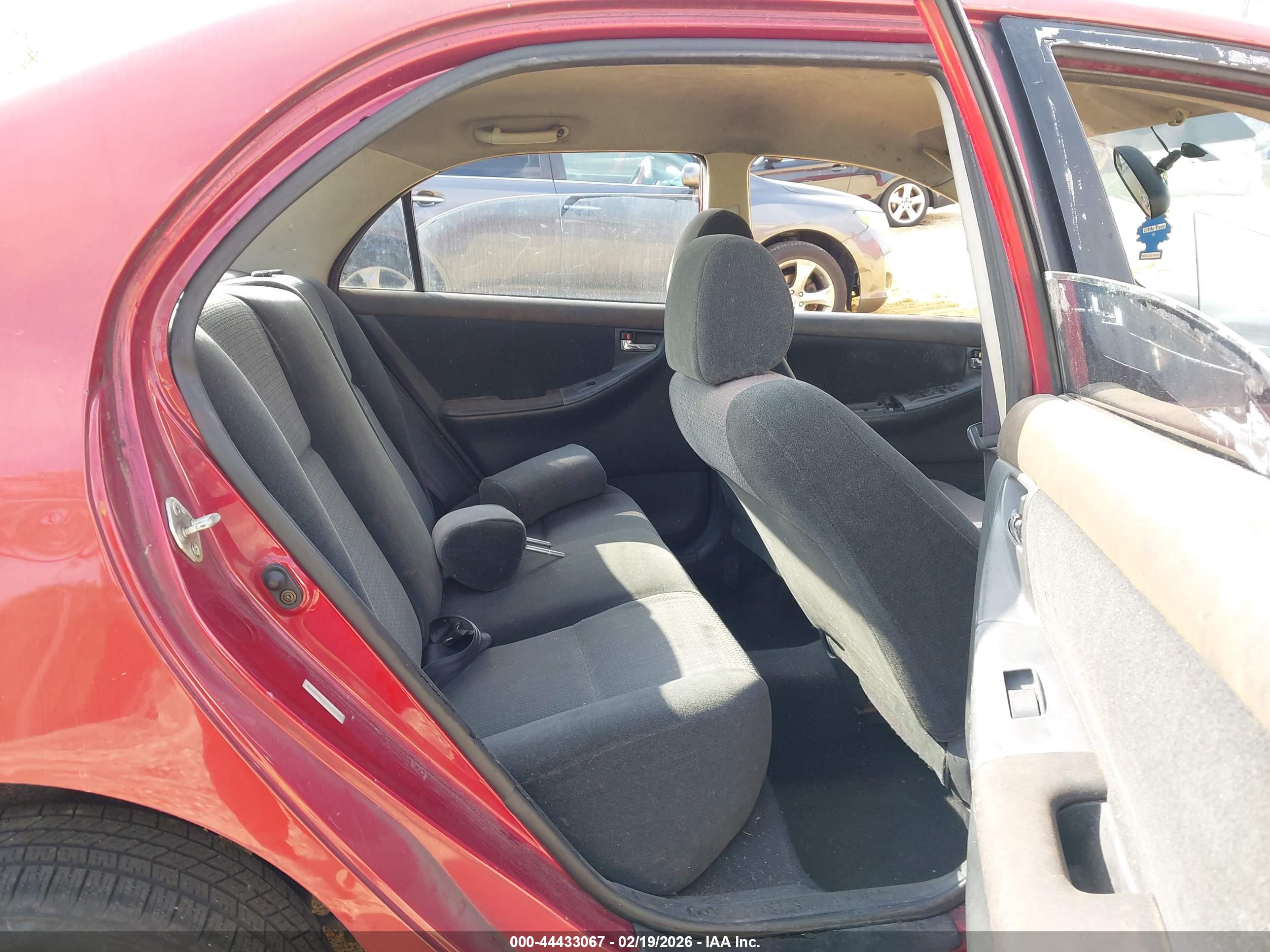TOYOTA COROLLA image 8