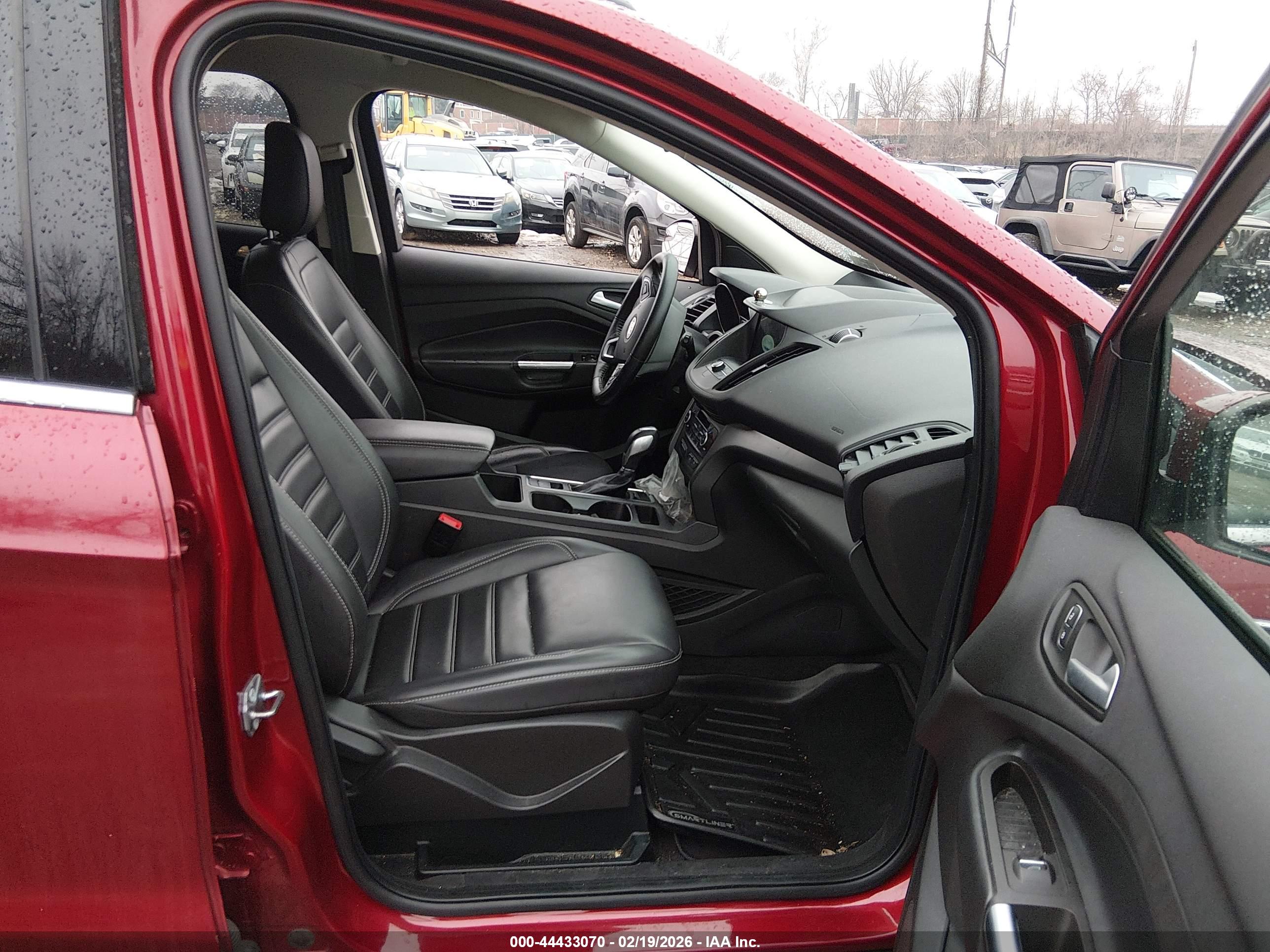 FORD ESCAPE image 5