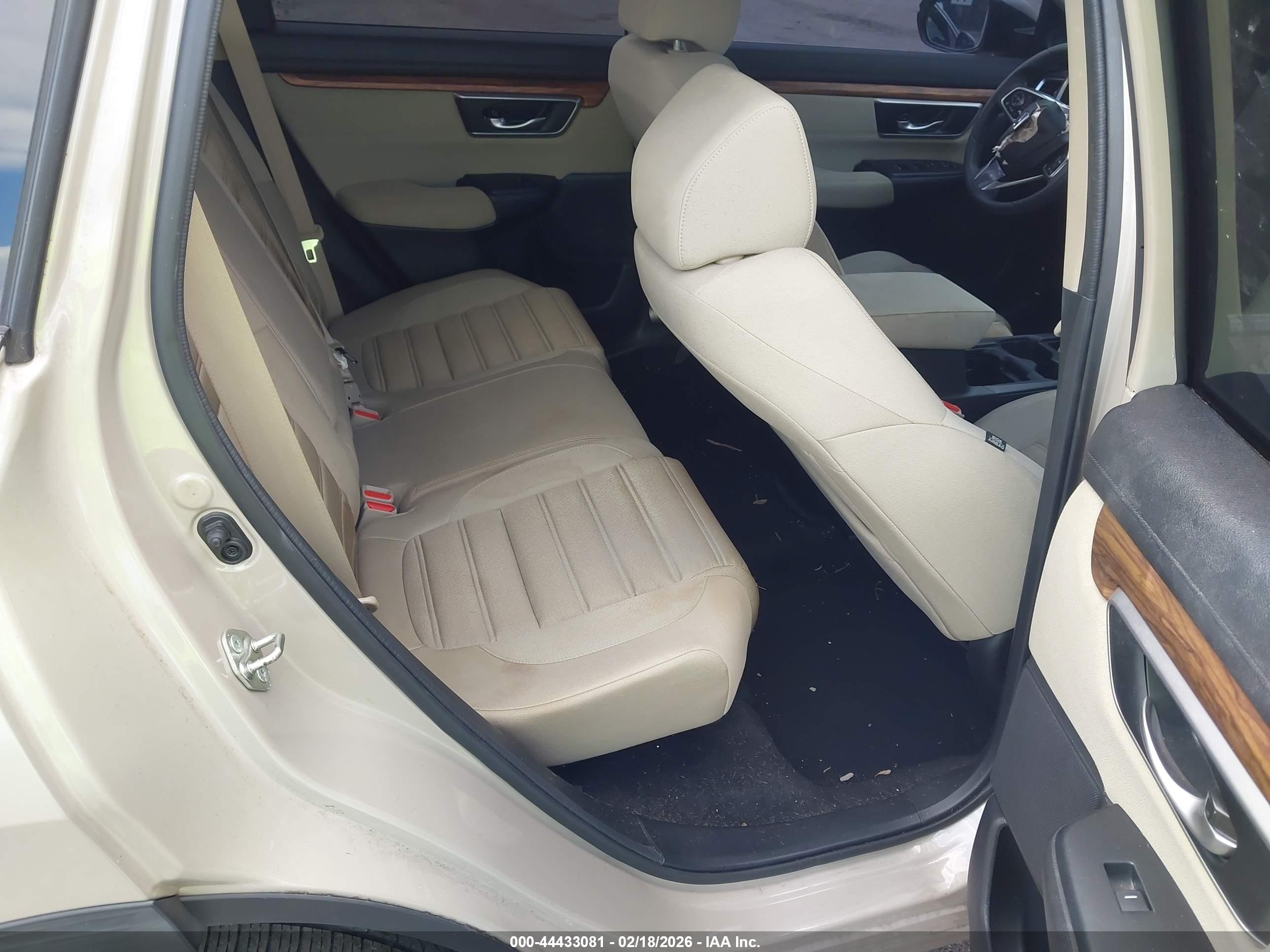 HONDA CR-V image 8