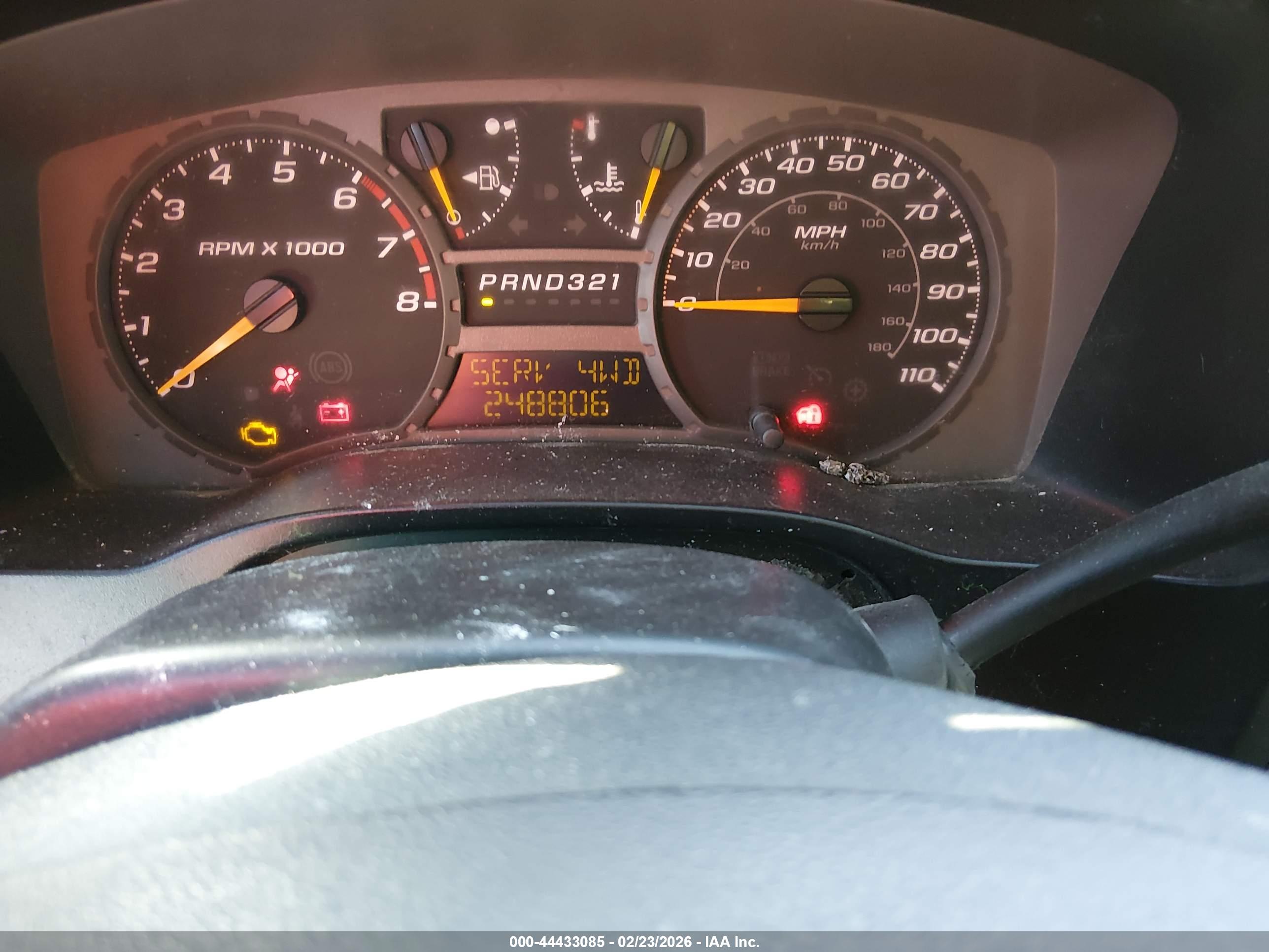CHEVROLET COLORADO image 7