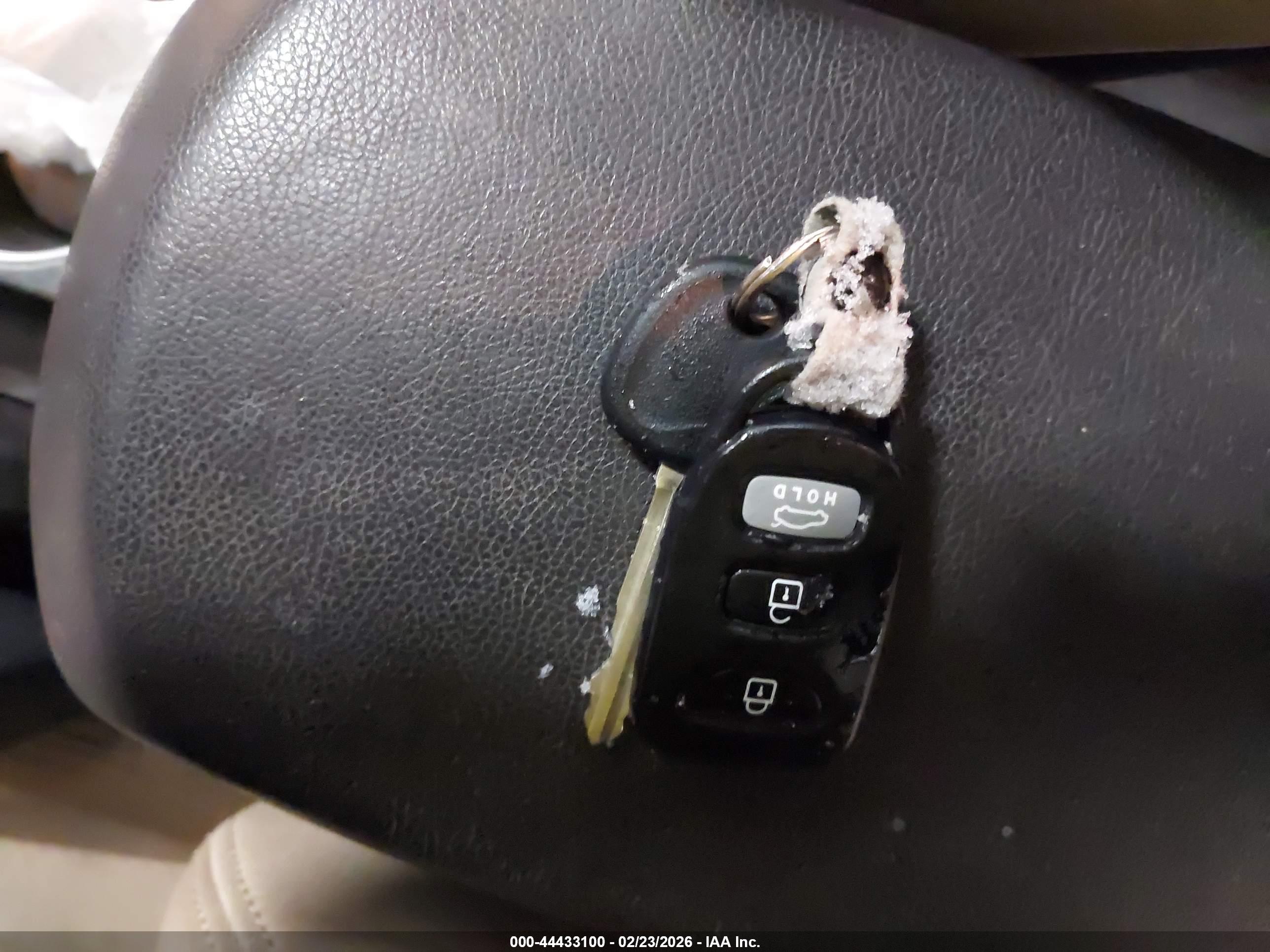 HYUNDAI ELANTRA image 11