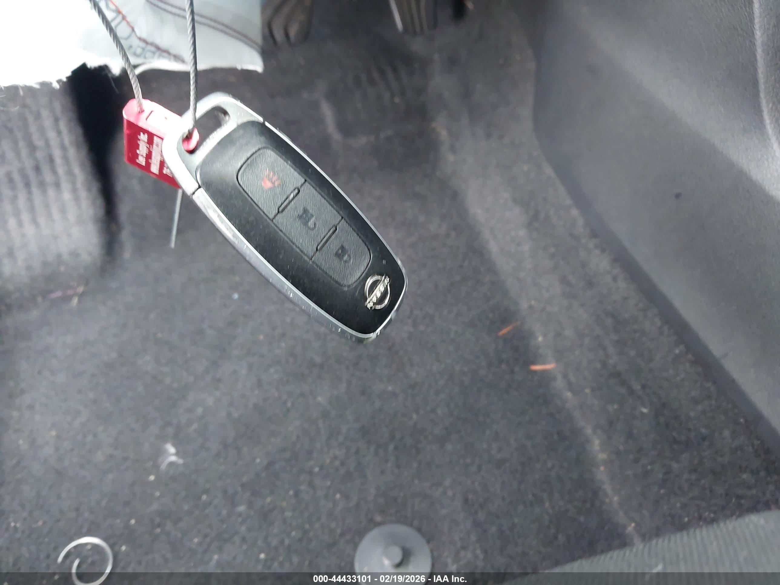 NISSAN ROGUE image 11
