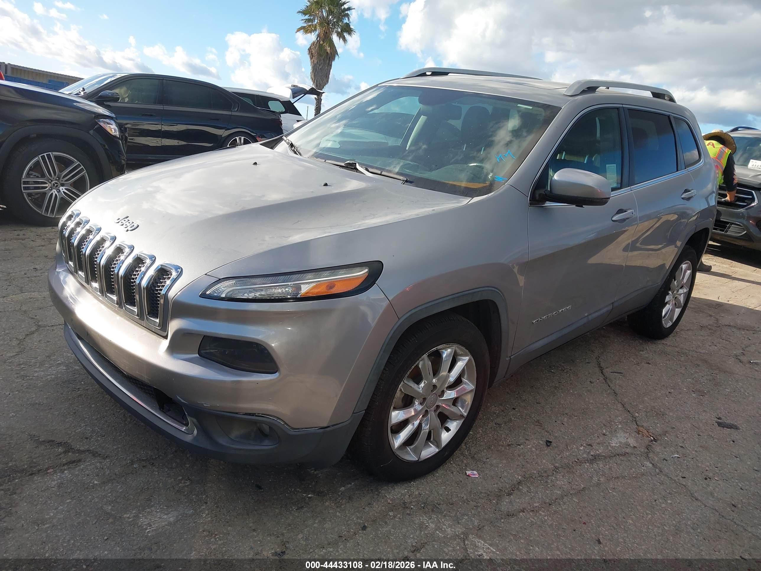JEEP CHEROKEE image 2