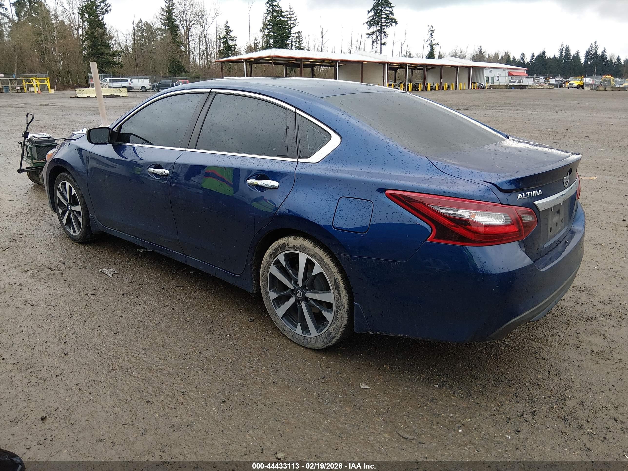 NISSAN ALTIMA image 3