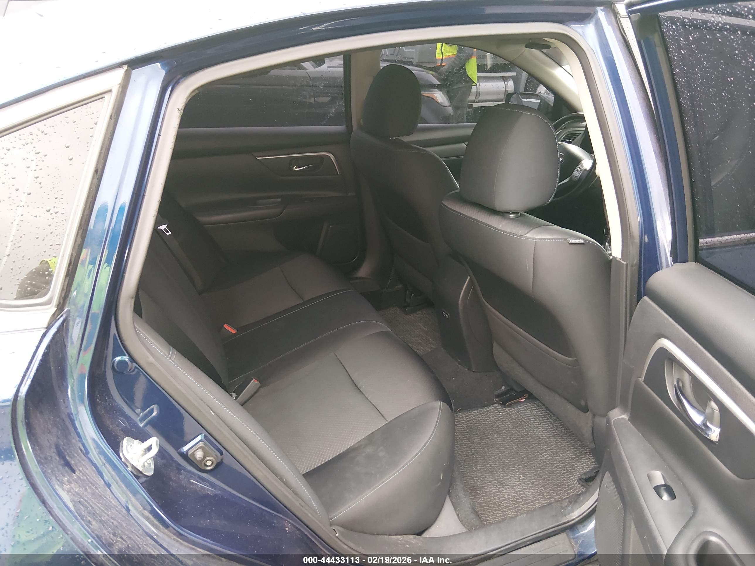 NISSAN ALTIMA image 8