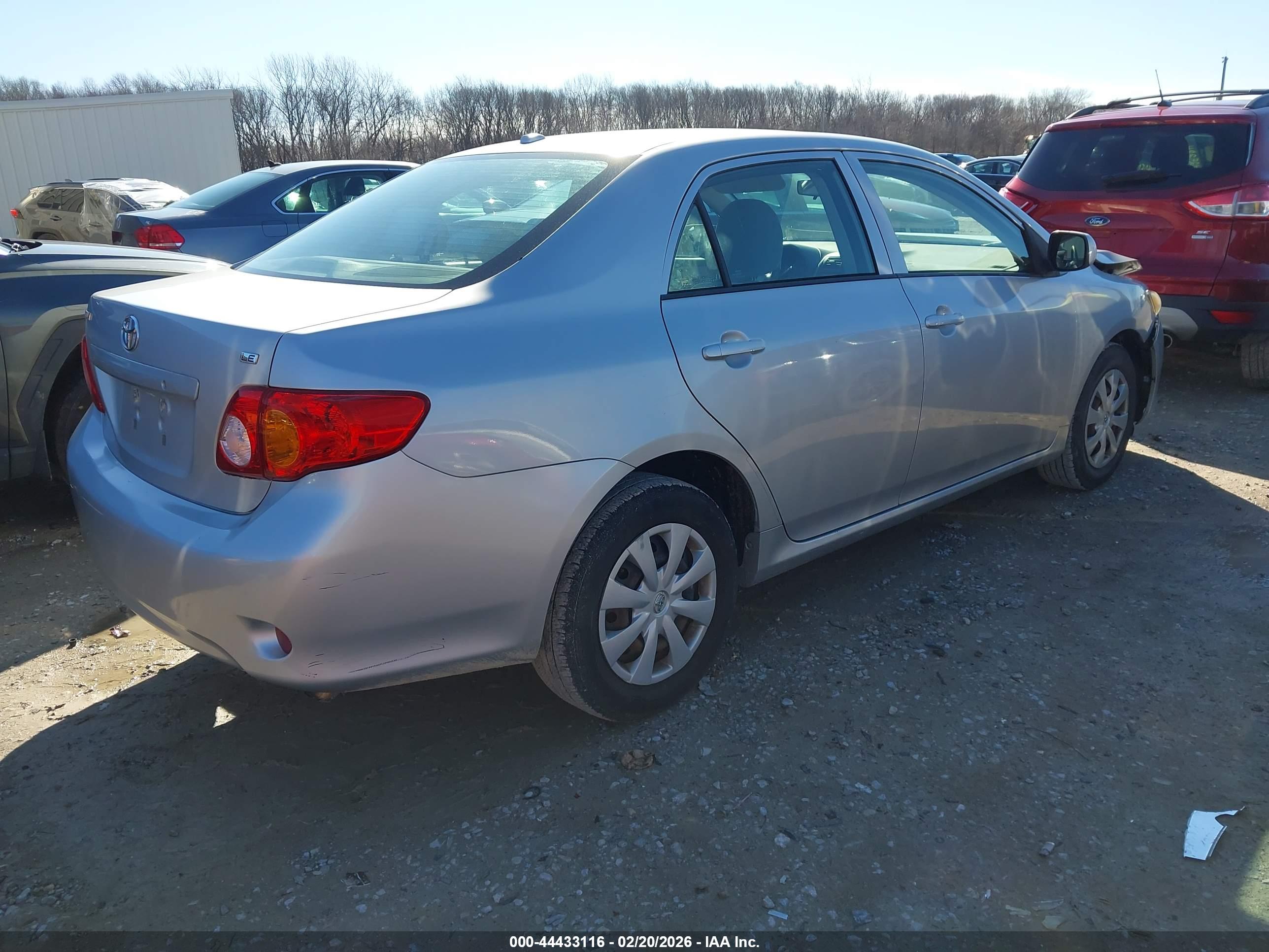TOYOTA COROLLA image 4